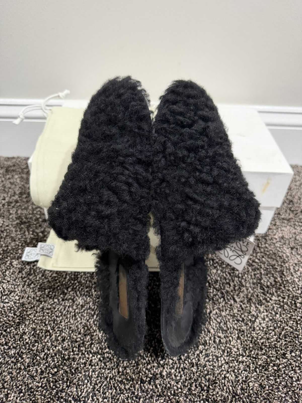 Loewe Loewe Shearling Black Wool Anagram Logo Slip On Slippers Size US 9 / EU 42 - 8 Thumbnail