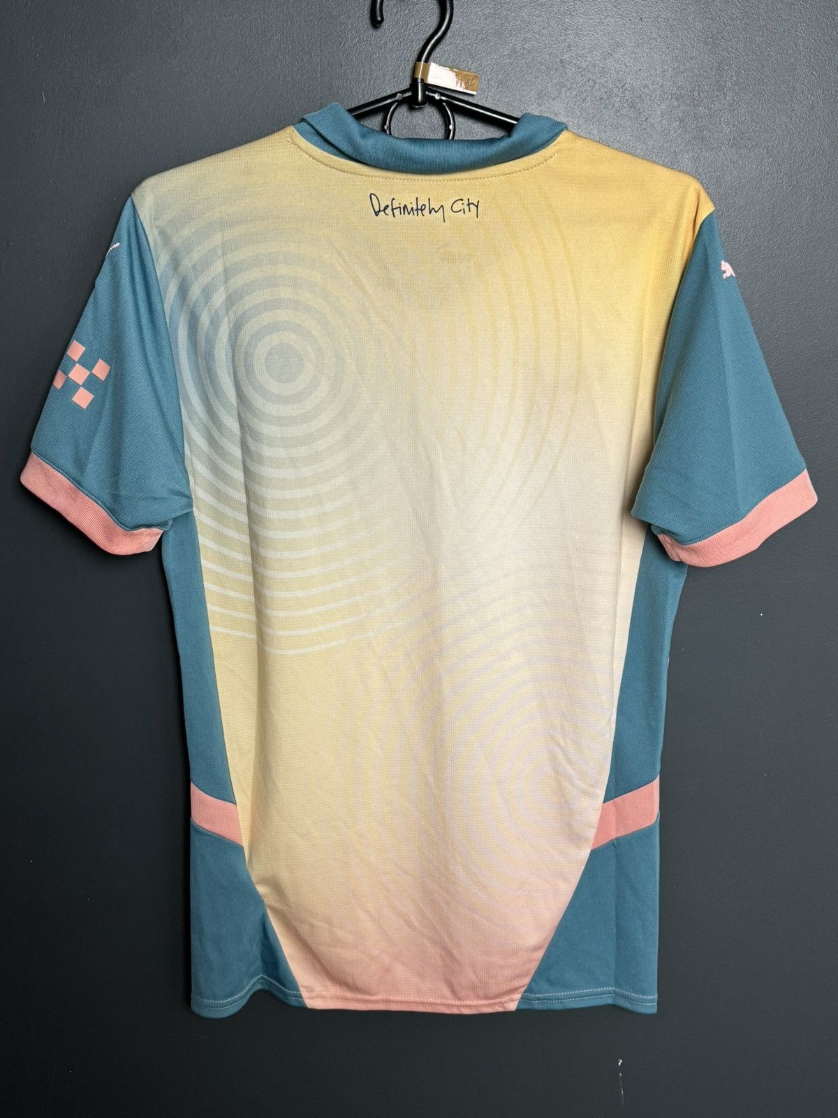 Puma Manchester City 24/25 Fourth Football Jersey Size US XS / EU 42 / 0 - 2 Thumbnail