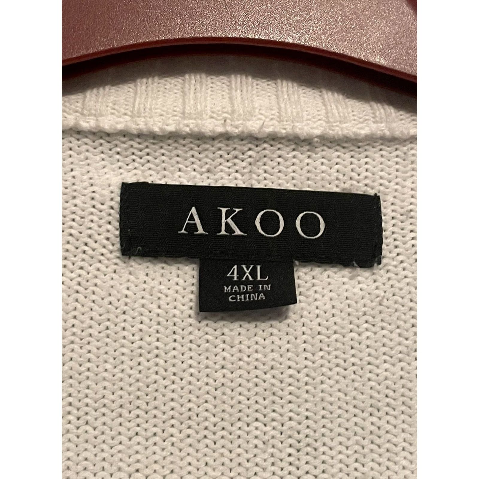 Vintage VINTAGE Akoo White Fancy Fox Screen Print Sweater (A112) 4XL Unisex Adults Dolman Sleeve Crew Neck Pullover Graphic Print 80s Animals Sweatshirt Size XXL / US 16-18 / IT 52-54 - 4 Thumbnail