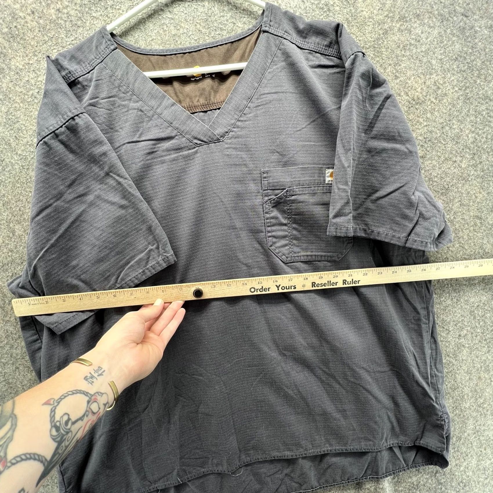 Carhartt Carhartt Shirt Mens 2X Gray V Neck Ripstop Pocket Scrub Top Workwear Utility Shirt Mens 2X Gray V-Neck Ripstop Pocket Scrub Top Workwear Size US XXL / EU 58 / 5 - 6 Thumbnail