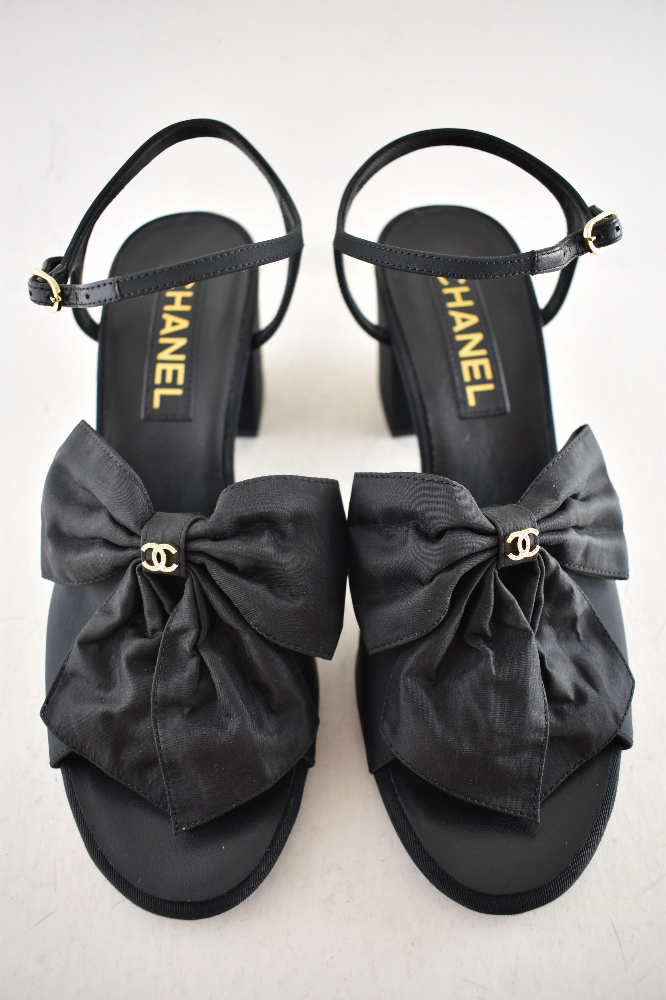 Chanel Chanel 24A Black Silk Bow CC Logo Block Heel Sandals 42 Size US 12 / IT 42 - 8 Thumbnail