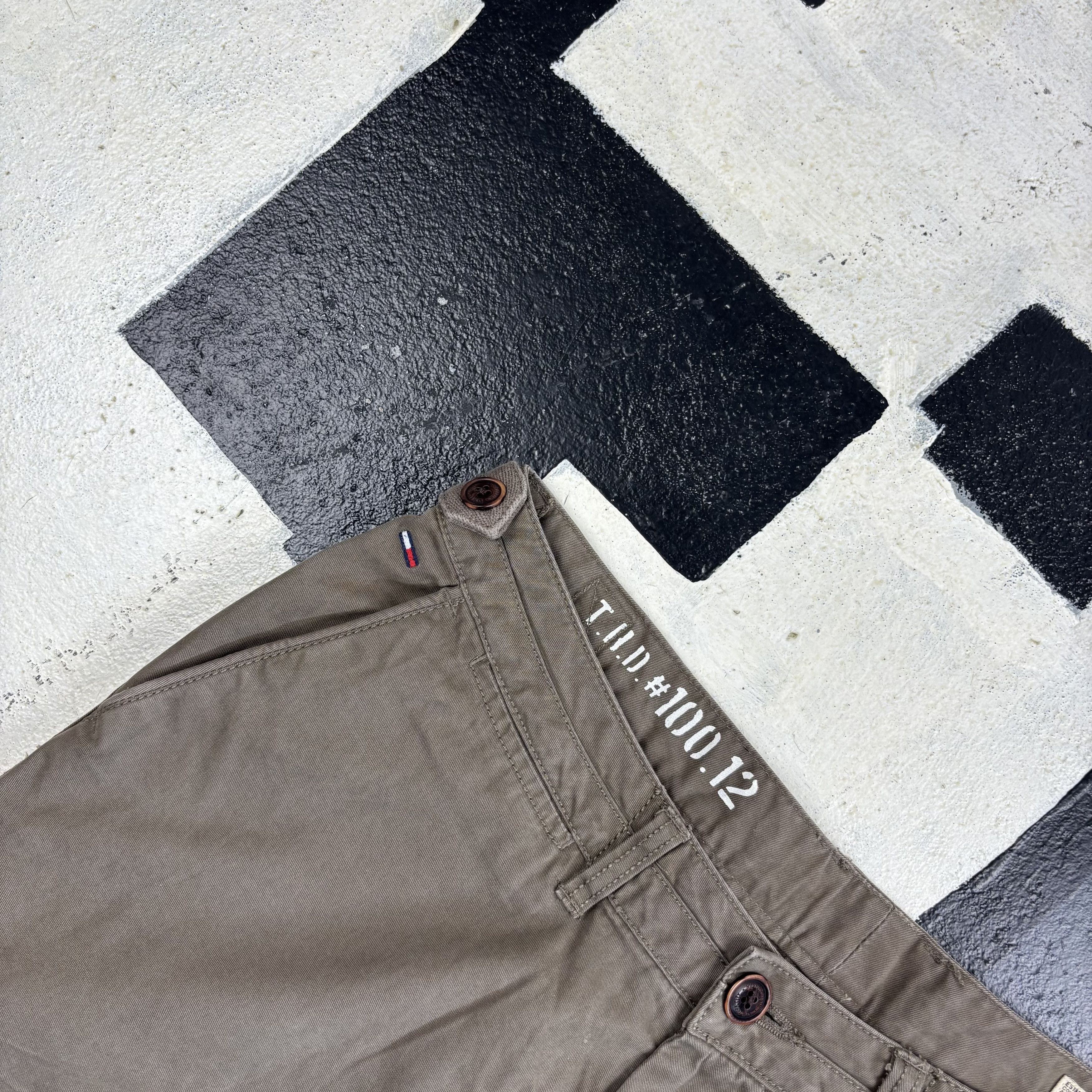 Tommy Hilfiger Hilfiger Denim Chinos Size US 28 / EU 44 - 6 Thumbnail