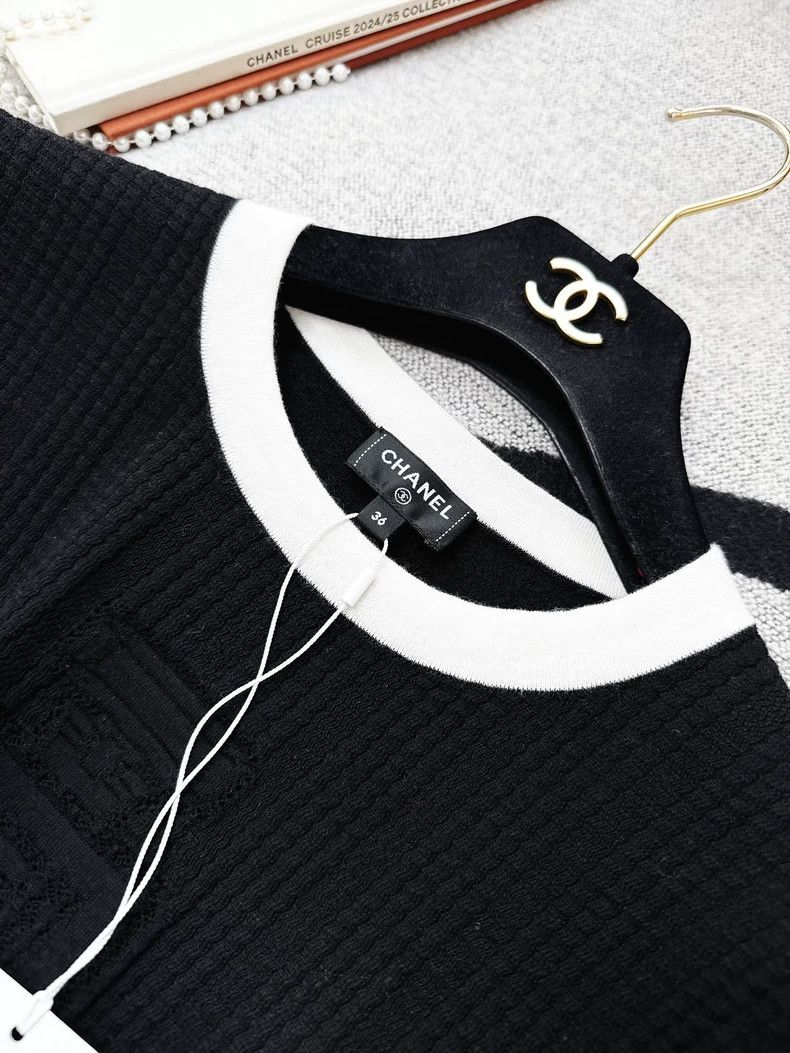 Chanel Chanel 24C black white edge knitted short sleeves Size XS / US 0-2 / IT 36-38 - 3 Thumbnail
