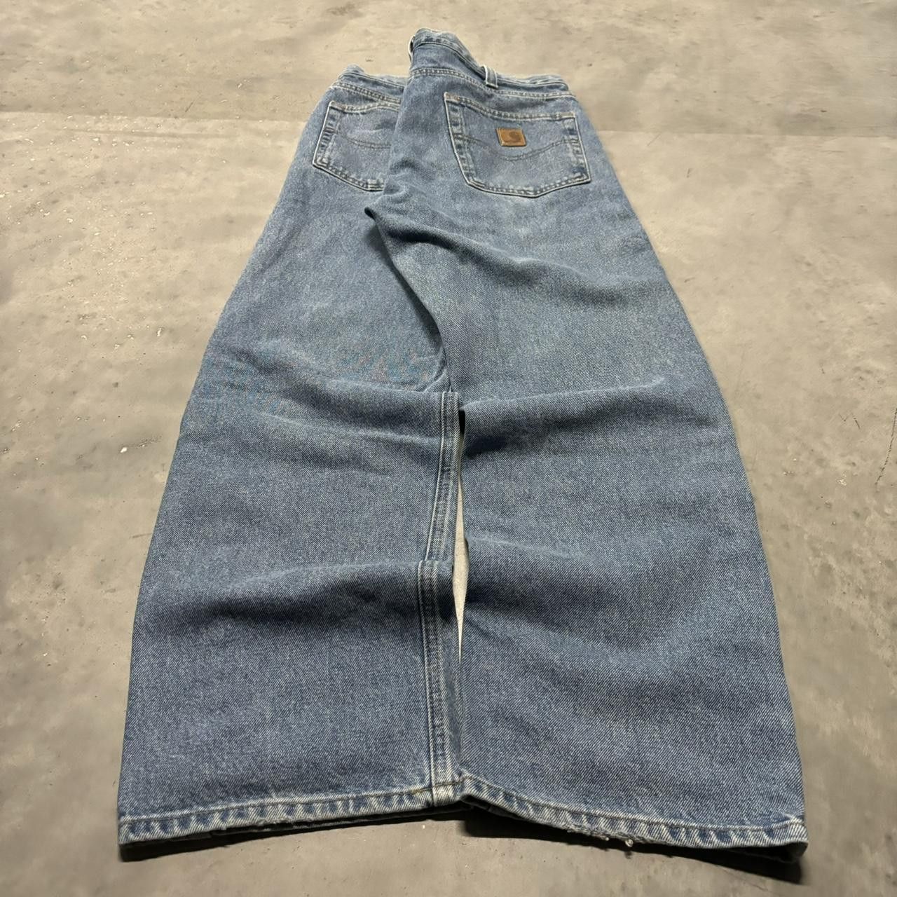 Carhartt × Vintage Crazy Vintage Y2K/2000s Medium Wash Carhartt Workwear Essential Denim Jeans! Size US 35 - 4 Thumbnail