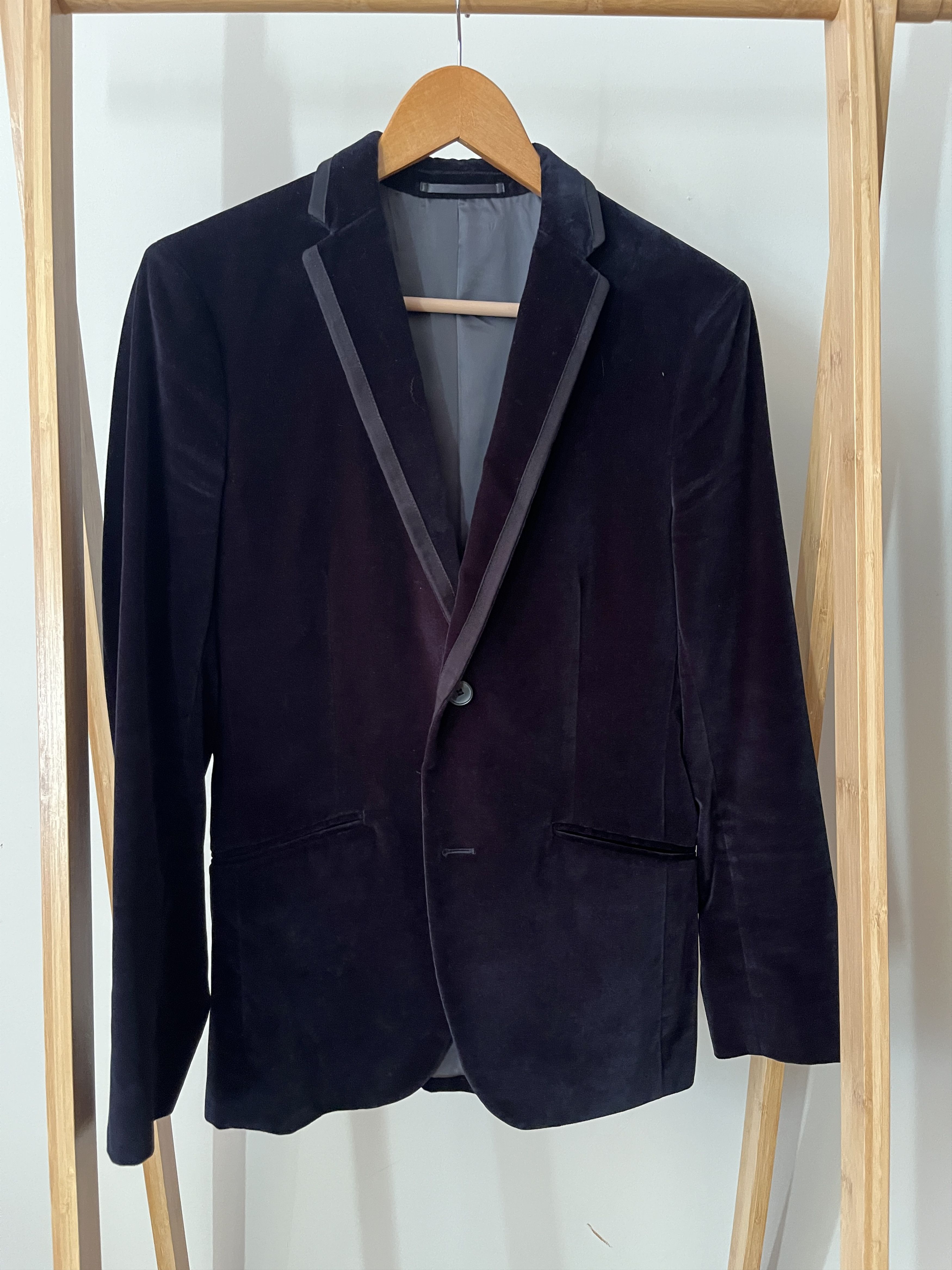 Theory navy velvet blazer with black trim 36R