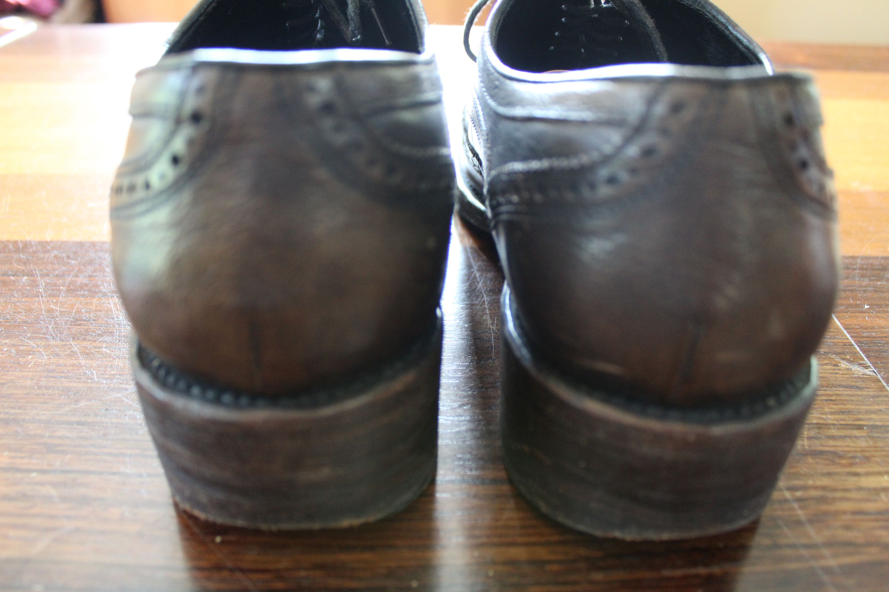 John Varvatos Varvatos Handmade in Italy — Wingtip Oxford w/ Cuban Heel Size US 11 / EU 44 - 4 Thumbnail