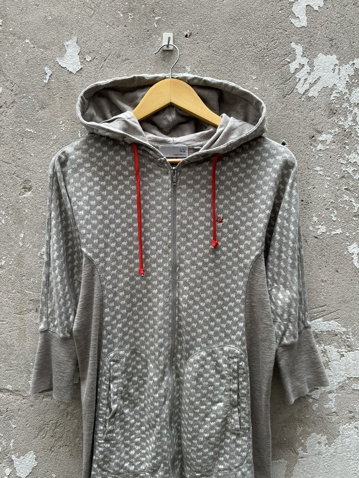 Undercover Authentic Uniqlo Undercover Fullprint Hoodies Size L / US 10 / IT 46 - 3 Thumbnail