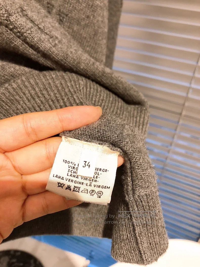 Hermes Hermes Grey V-neck H print letter wool knitted sweater top Size XXS / US 00 / IT 34 - 8 Thumbnail