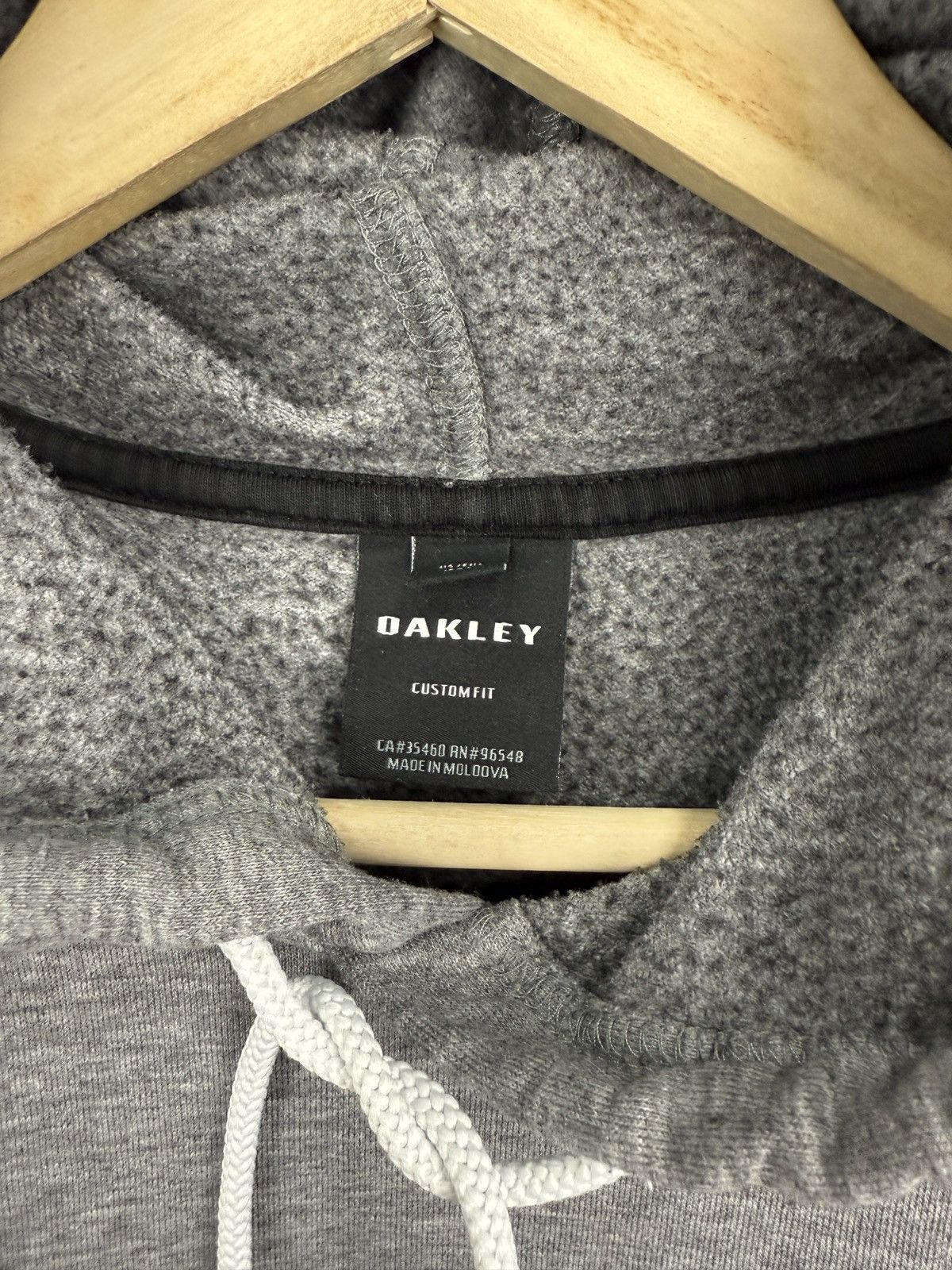 Oakley 🇺🇸 Vintage Y2K Oakley Outdoor Hoodie Rare Retro Hype Size US L / EU 52-54 / 3 - 5 Thumbnail
