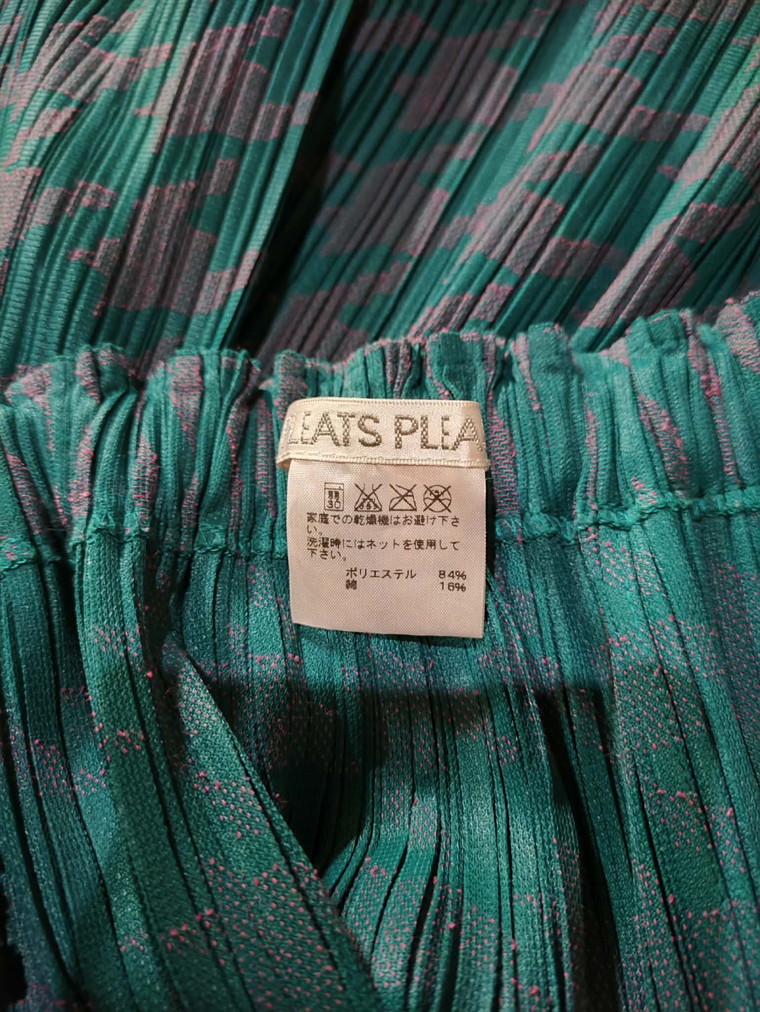 Pleats Please Issey Miyake Pleats Please Size 24" / US 00 / IT 34 - 4 Thumbnail