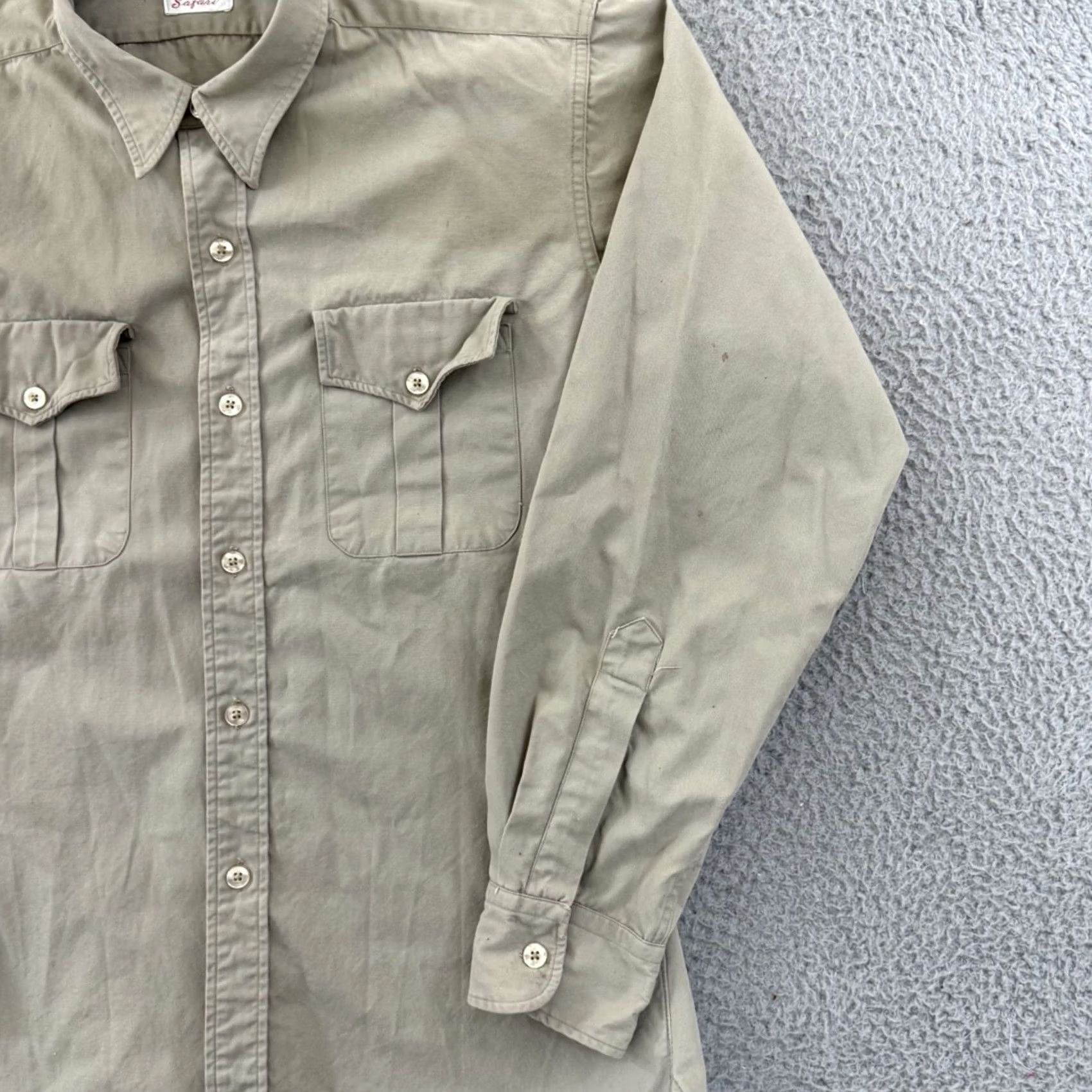 Abercrombie & Fitch VINTAGE Abercrombie & Fitch Safari Shirt Mens L Beige Long Sleeve 50s USA Cotton Button-Up Casual Workwear 50s Retro Classic Outdoors Hipster Size US L / EU 52-54 / 3 - 5 Thumbnail