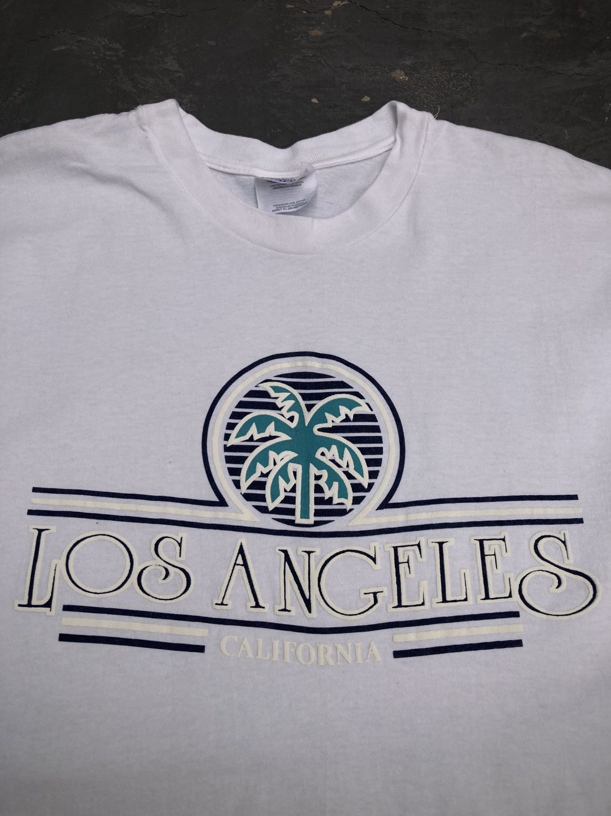 MLB × Vintage Vintage 90s Los Angeles Souvenir Tee Size US XL / EU 56 / 4 - 4 Thumbnail