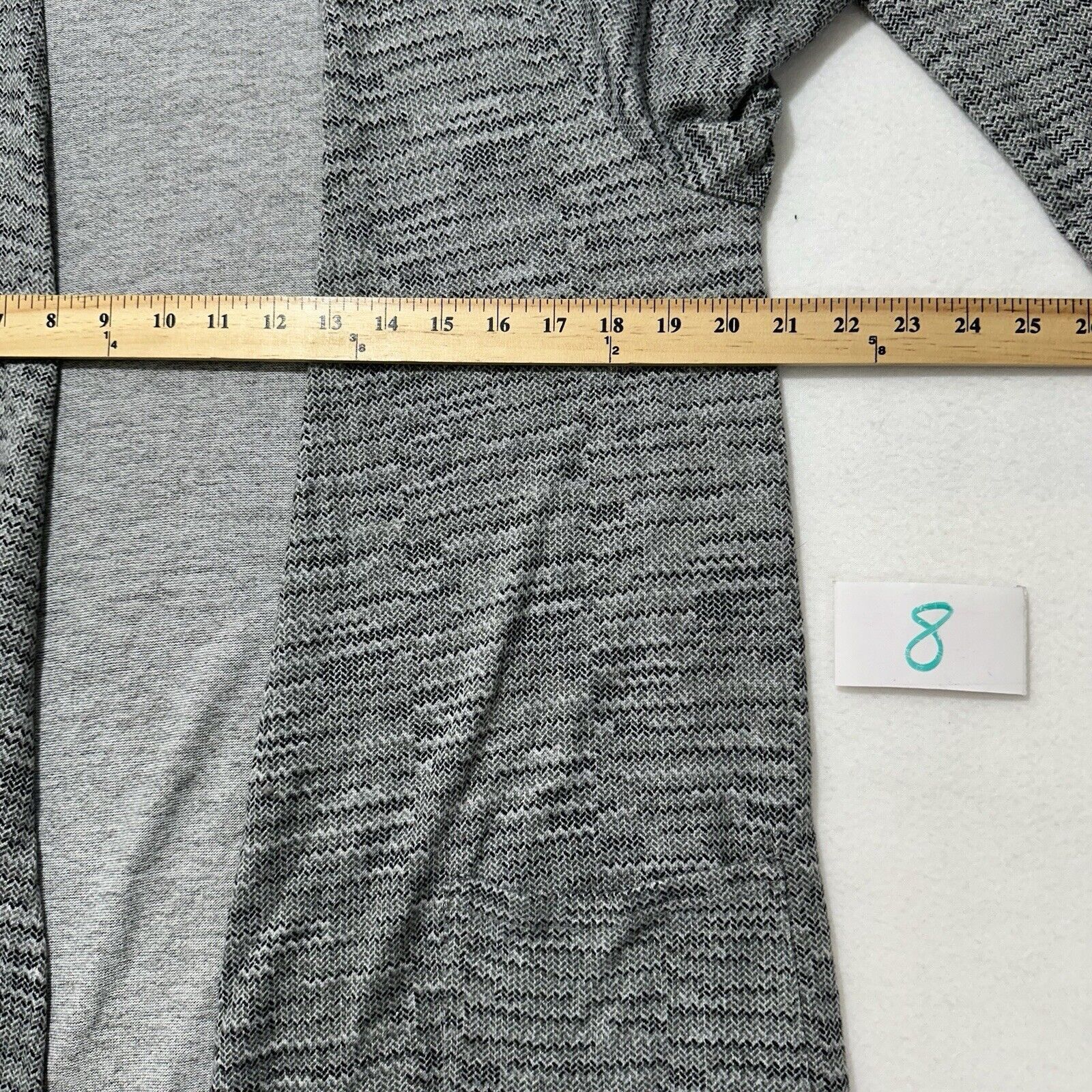 Other LuLaRoe Sarah Small Open Front Gray Duster Cardigan Sweater Size S / US 4 / IT 40 - 8 Thumbnail