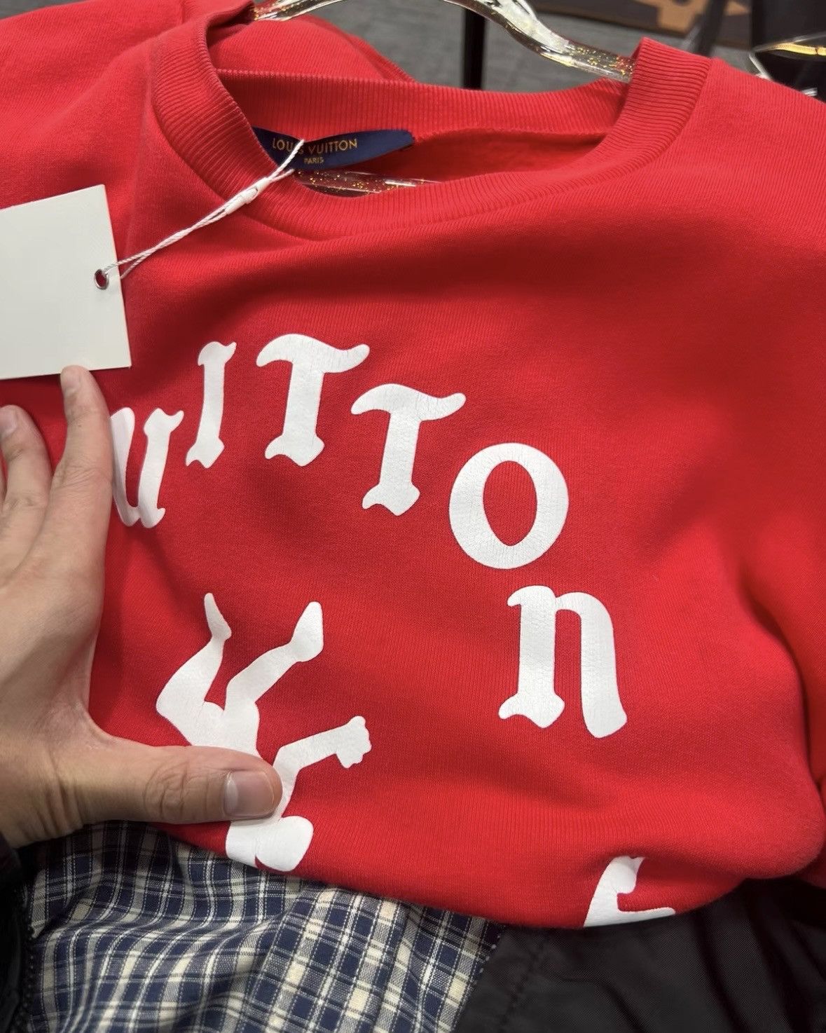 Louis Vuitton LV red sweater size xl wxx Size US XL / EU 56 / 4 - 4 Thumbnail