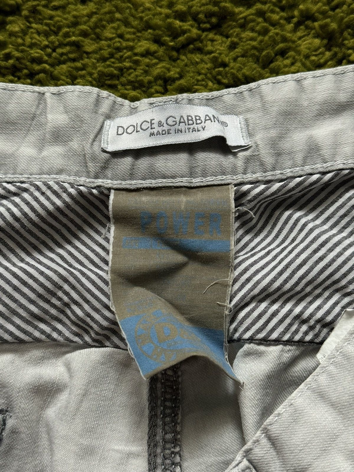 Designer × Dolce & Gabbana × Vintage Dolce & Gabbana D&G 2000s vintage Y2K denim capri shorts Size 27" / US 4 / IT 40 - 7 Thumbnail