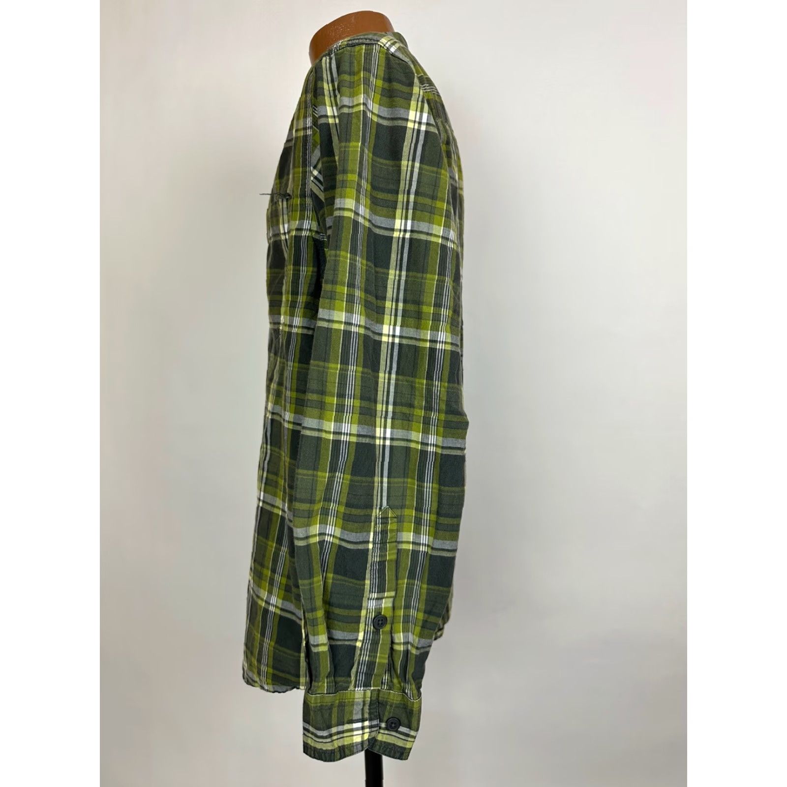 Vintage Columbia Travel Shirt Men Medium Gray Green Plaid Button-Down Cotton Shirt Size US M / EU 48-50 / 2 - 7 Thumbnail