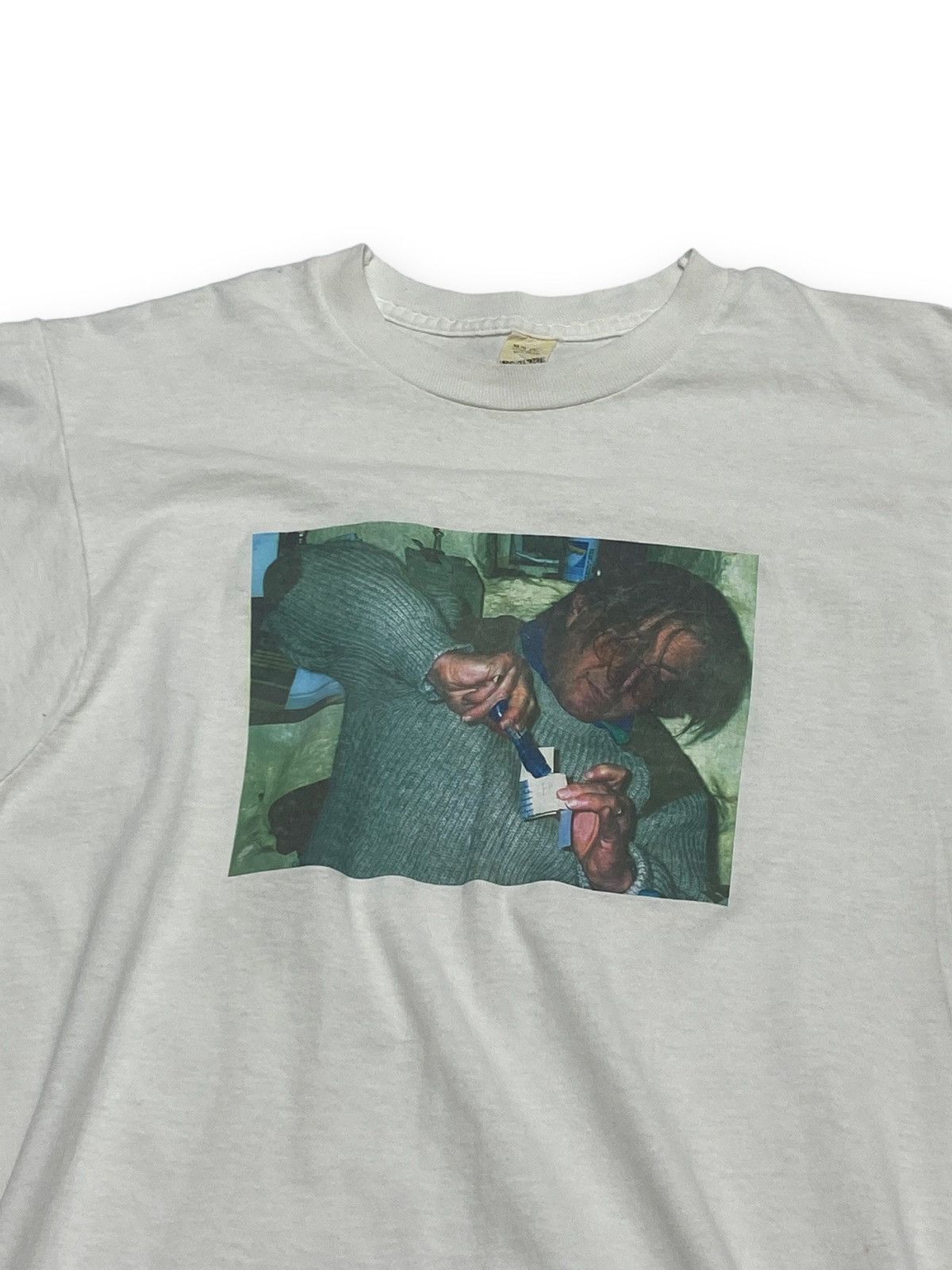 Vintage 90s Vintage SCREEN STARS Dope Photo Random Graphic Tee Size US M / EU 48-50 / 2 - 2 Thumbnail