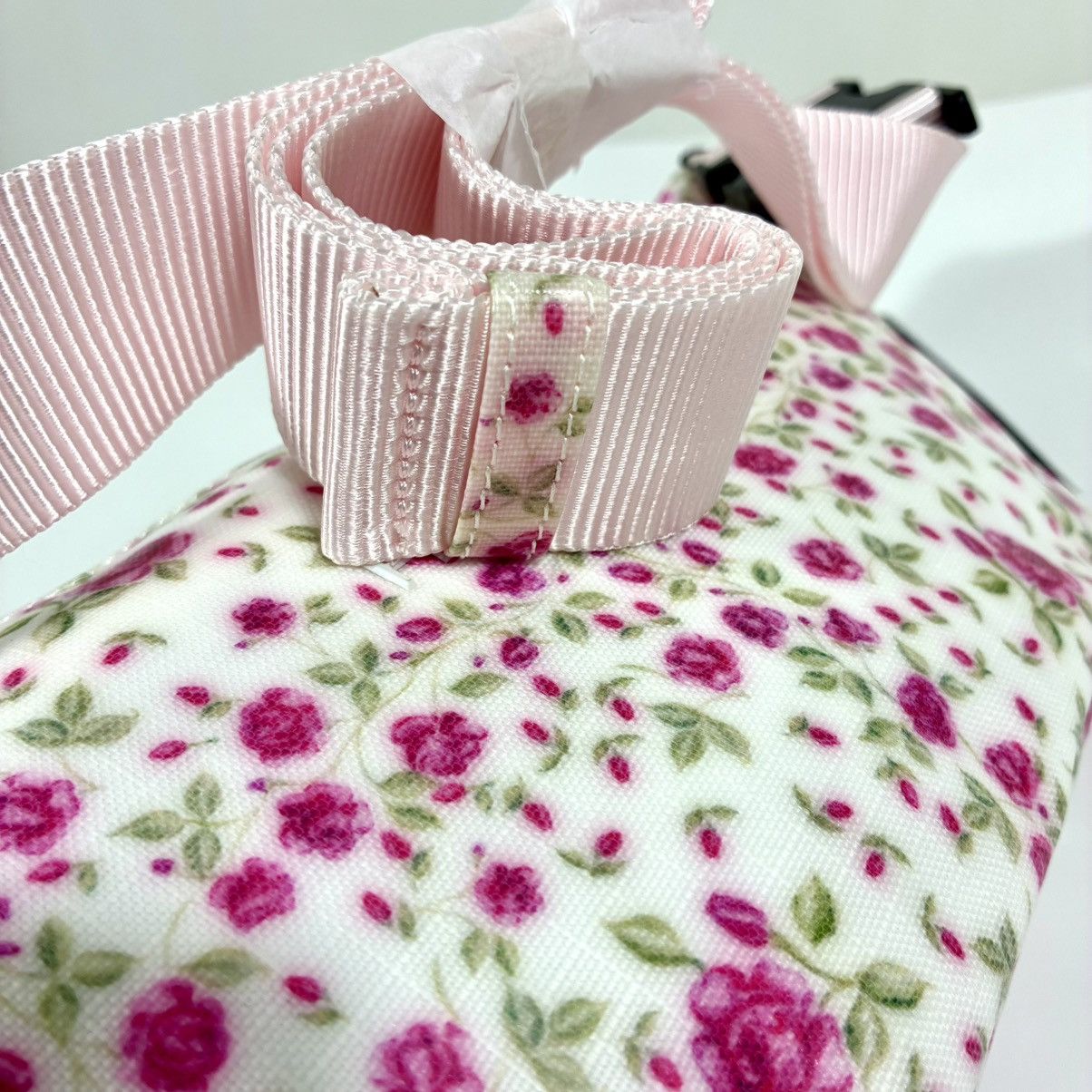 LoveShackFancy LoveShackFancy x Bogner Fire + Ice Belt Bag Pink Diamond NWT Size ONE SIZE - 15 Thumbnail