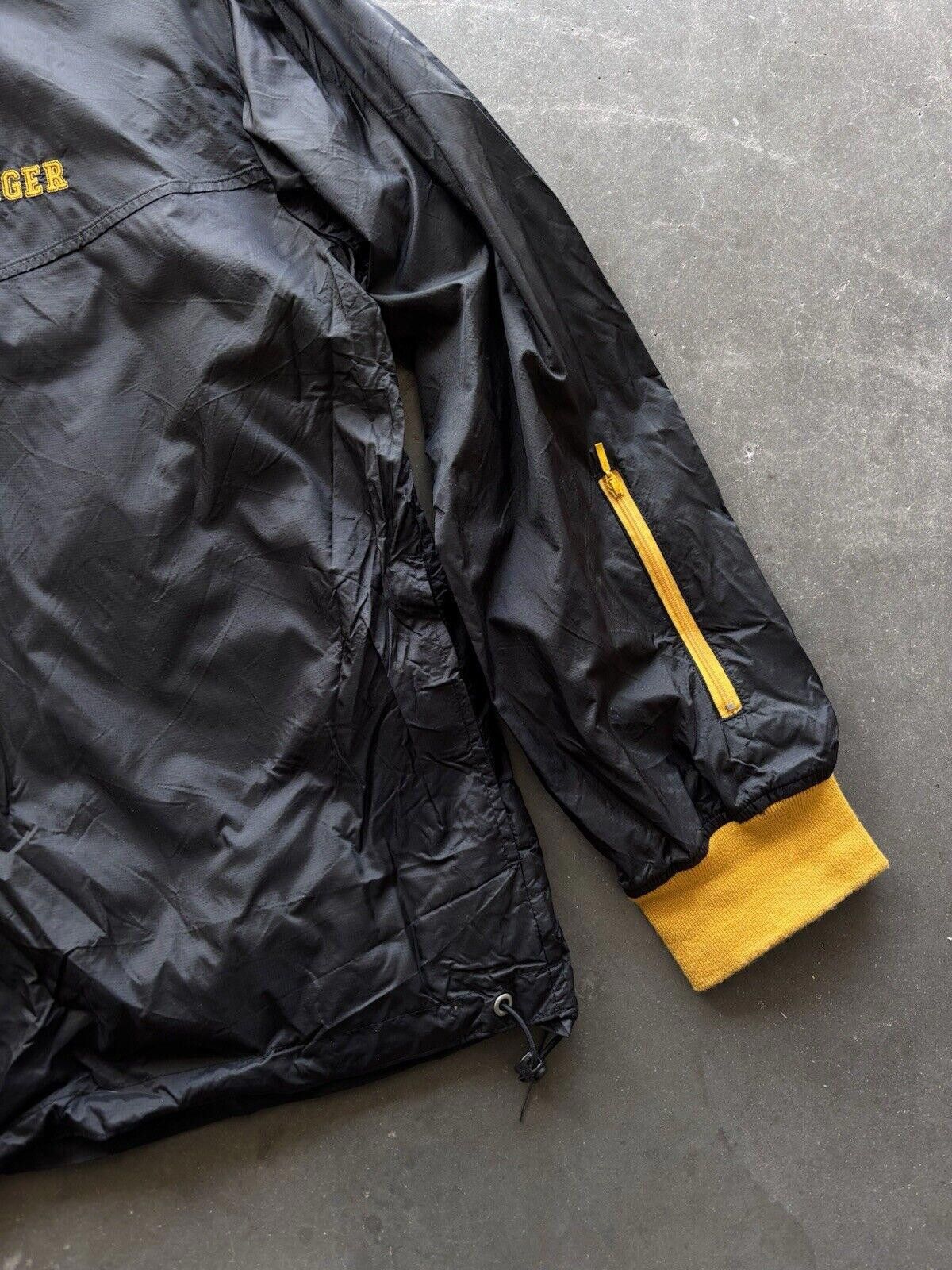 Tommy Hilfiger × Vintage Vintage Tommy Hilfiger 1984 Crew Windbreaker Jacket XL Size US XL / EU 56 / 4 - 3 Thumbnail
