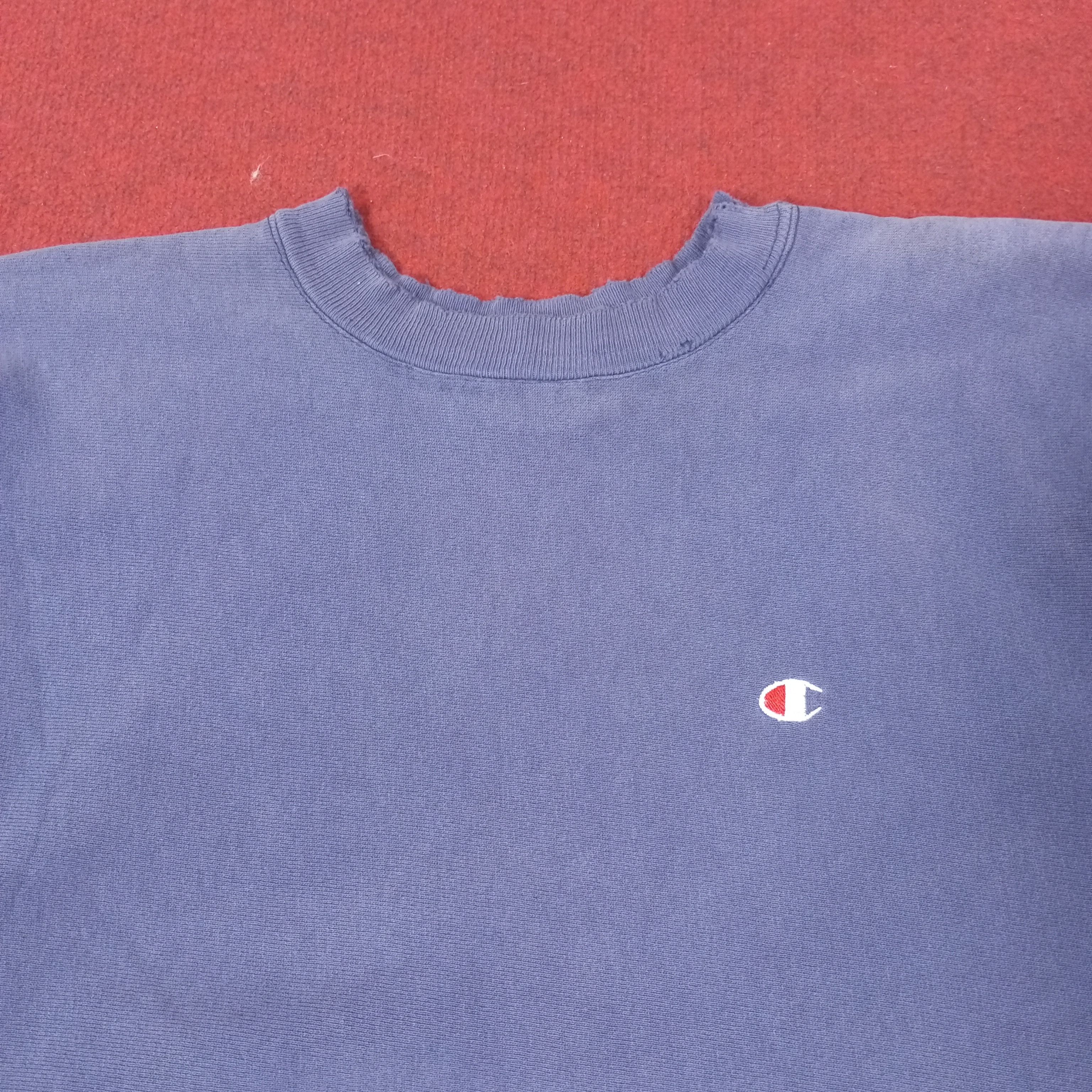 Champion × Vintage Champion Small Logo Design Distressed Sweatshirt Size US L / EU 52-54 / 3 - 2 Thumbnail