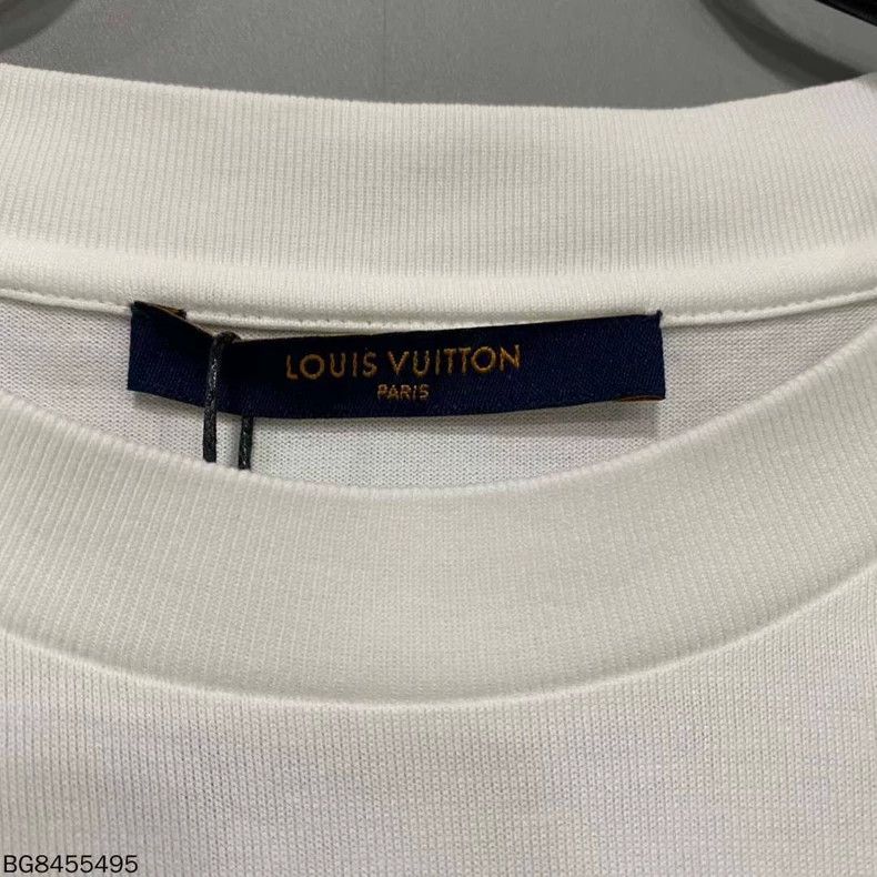 Louis Vuitton Louis Vuitton White Lianliankan short sleeve Size US XS / EU 42 / 0 - 4 Thumbnail