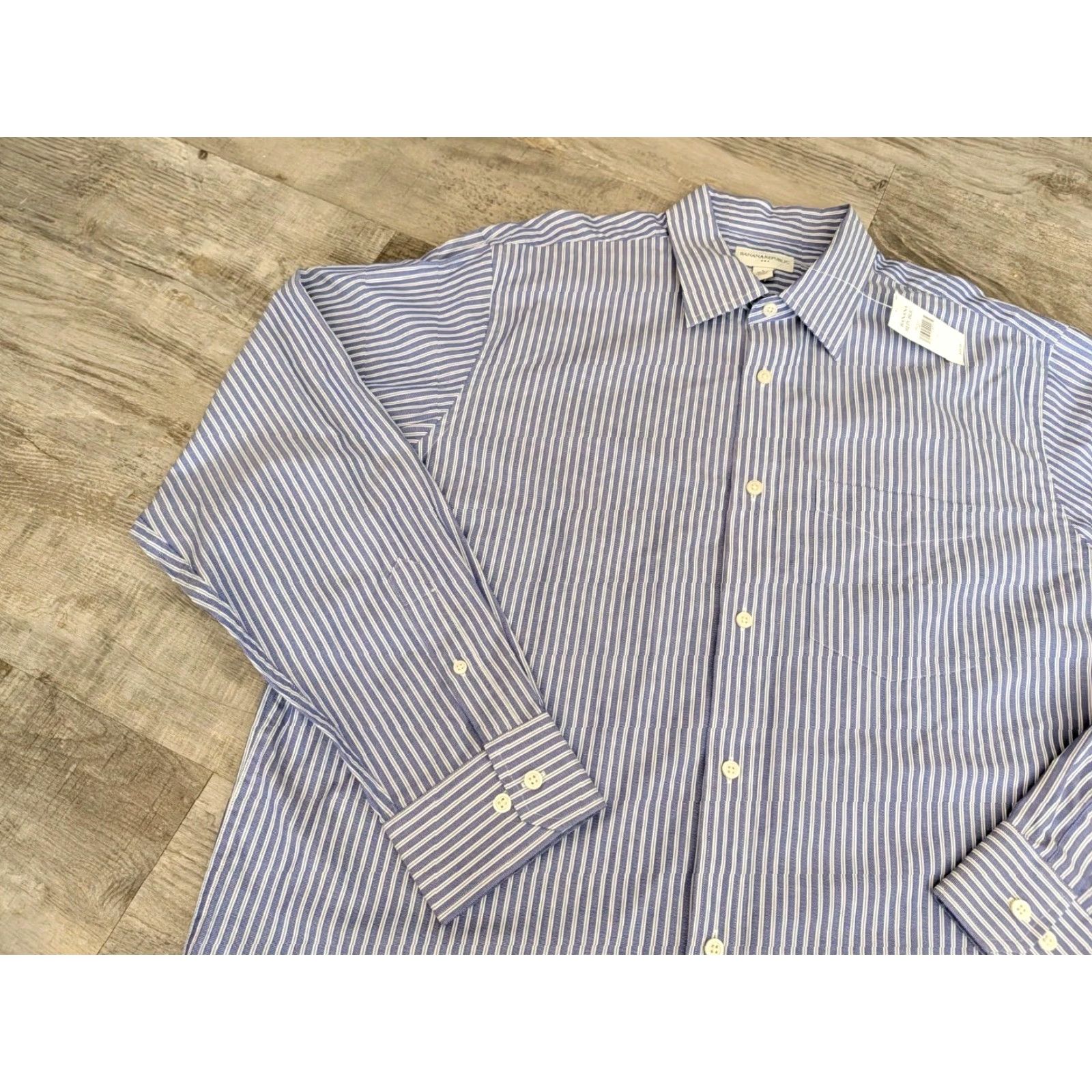 Banana Republic Banana Republic Button-Up Shirt Mens Large Blue Striped Long Sleeve Cotton NWT Size US L / EU 52-54 / 3 - 3 Thumbnail