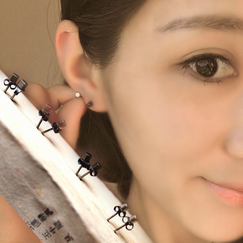 Jewelry Dark Earrings One Pairs Chrome Jewelry Size ONE SIZE - 5 Thumbnail