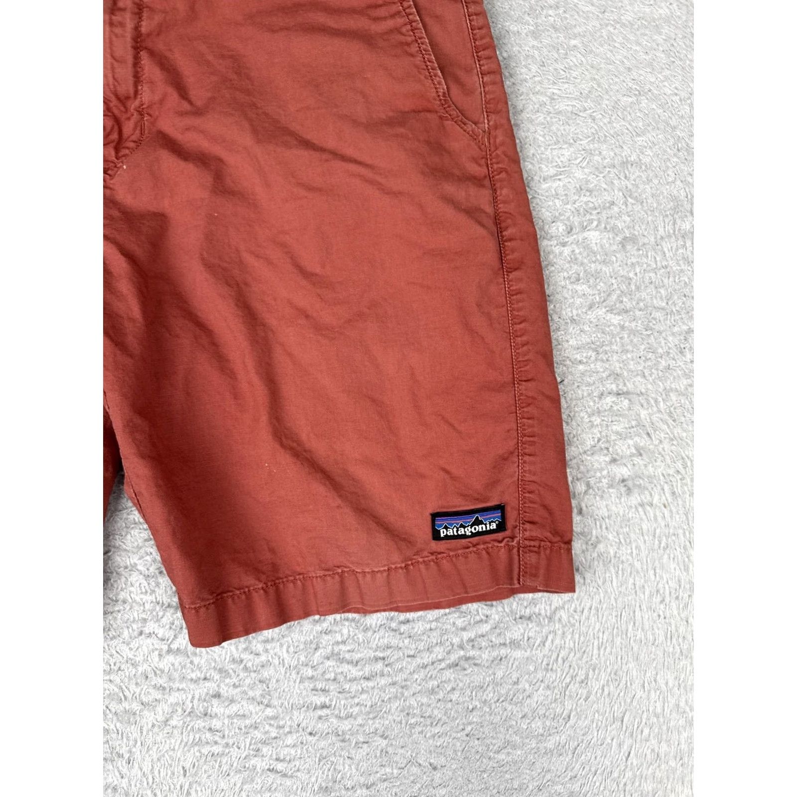 Patagonia Patagonia Shorts Mens 30 Brown Red Organic Cotton Hemp Chino 8 Inseam Casual Size US 30 / EU 46 - 2 Thumbnail