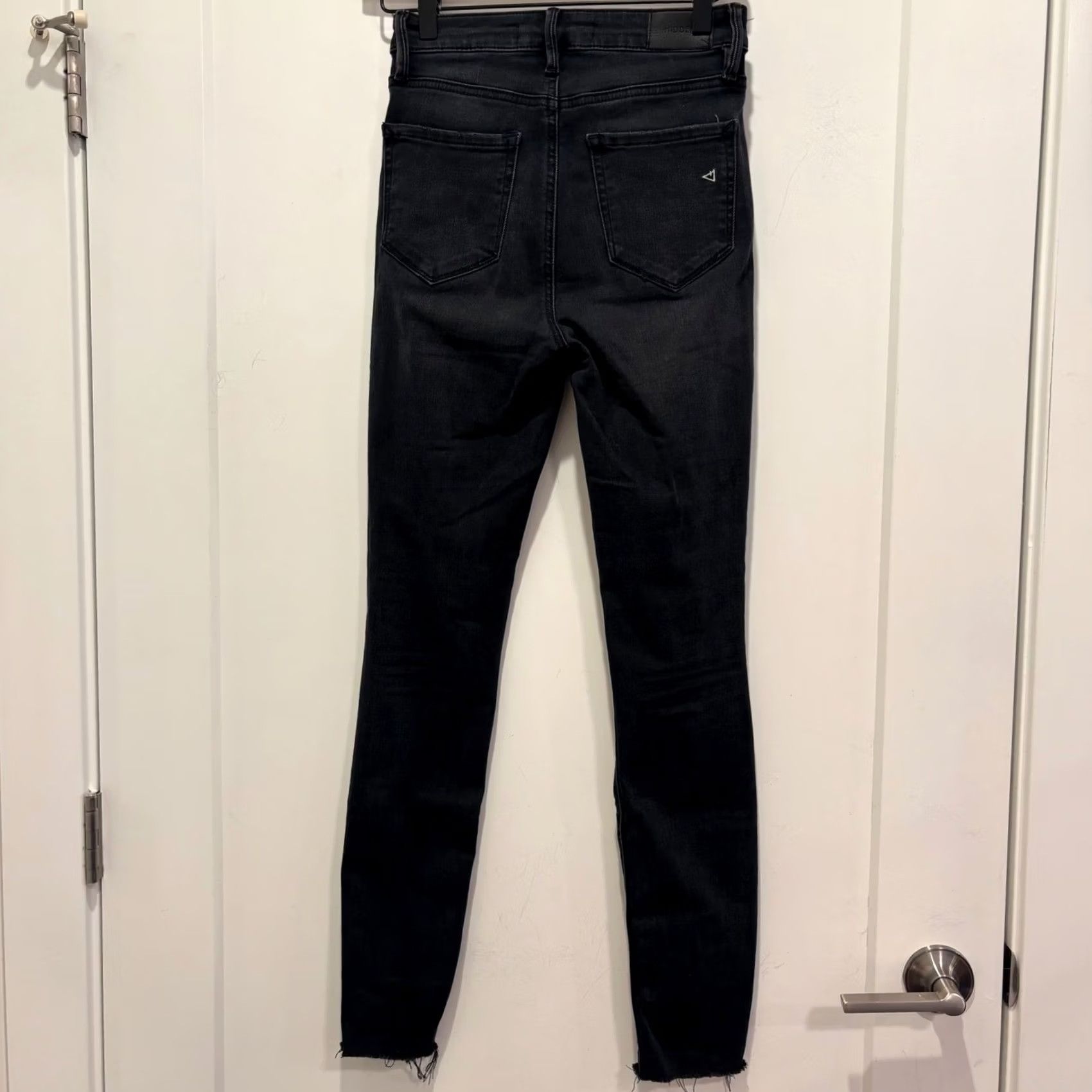Vintage Hidden Jeans Black Distressed Skinny Jeans Raw Hem Size 26 Women Size 26" / US 2 / IT 38 - 4 Thumbnail