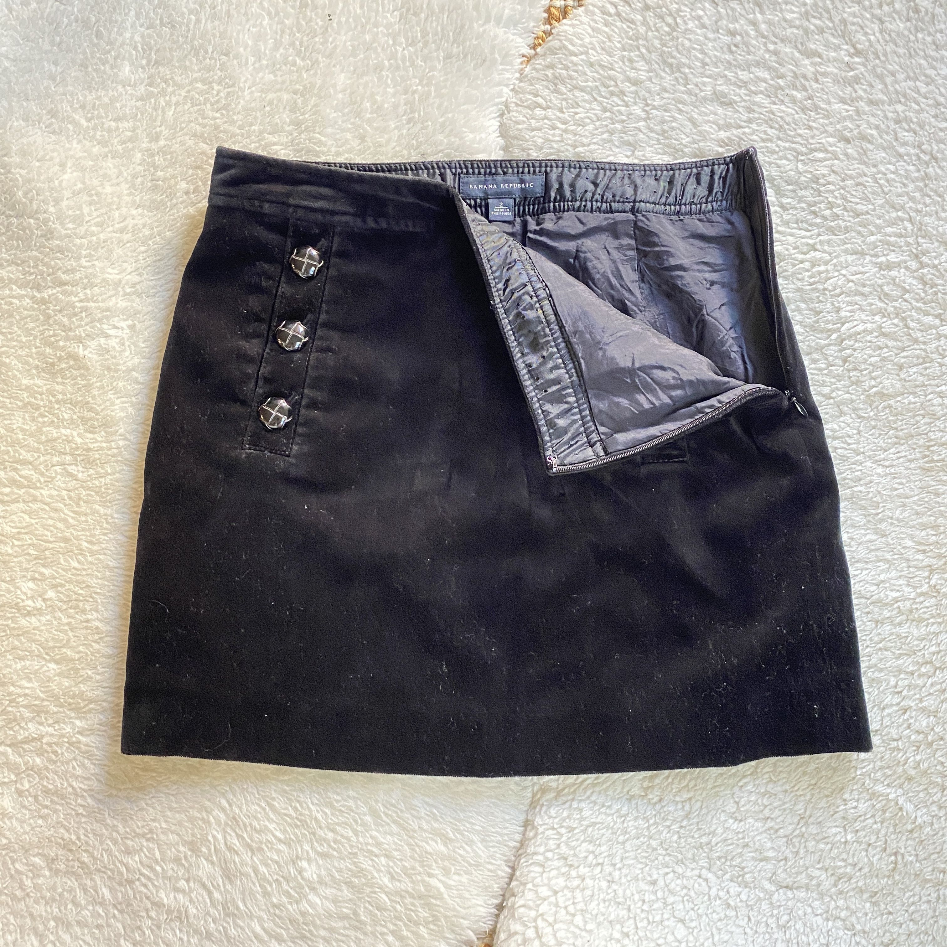 Banana Republic Banana Republic Black Velvet Velour Mini Skirt Size 26" / US 2 / IT 38 - 7 Thumbnail