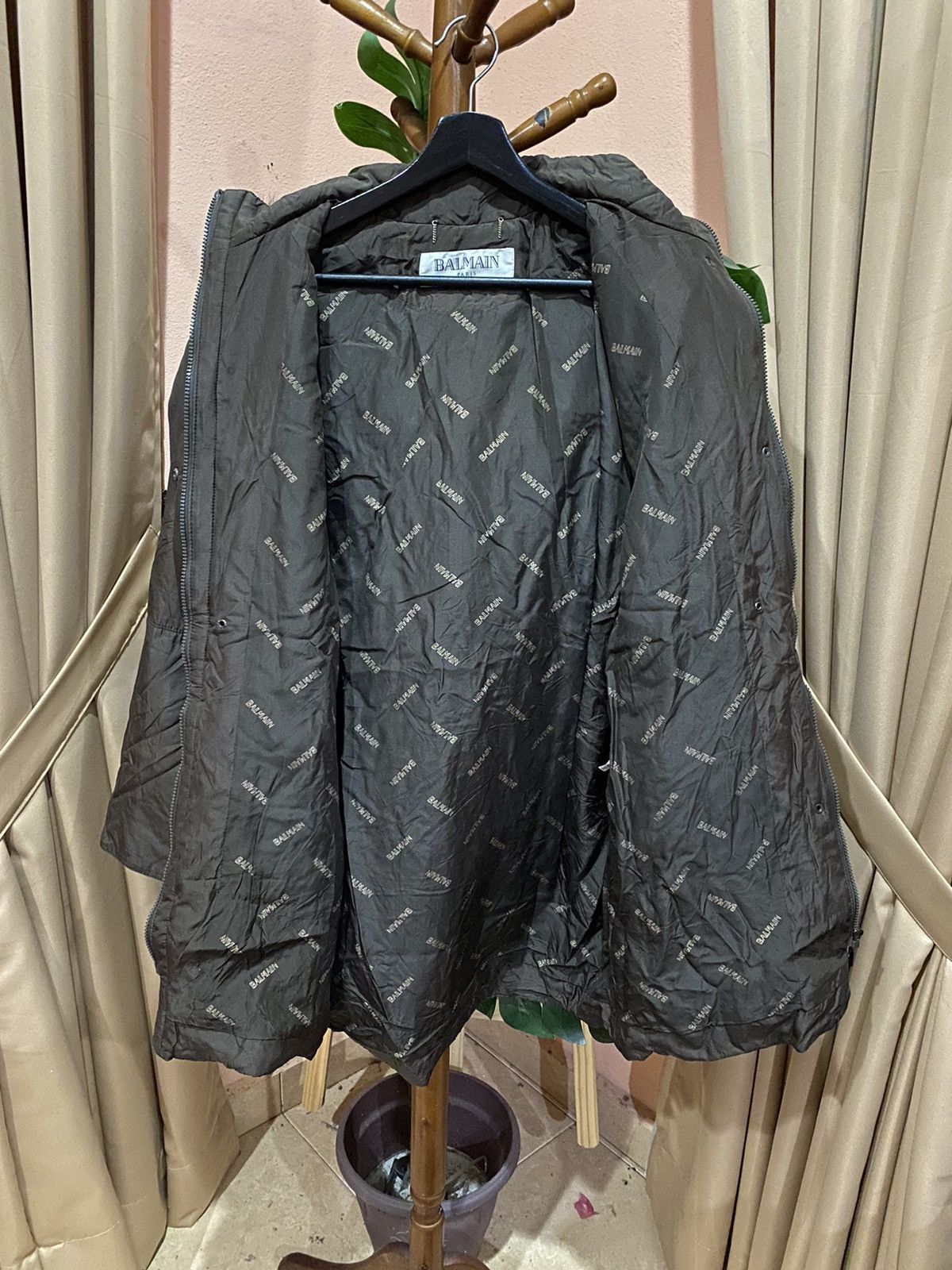 Balmain BALMAIN PUFFER FUR HOODIE JACKET Size US L / EU 52-54 / 3 - 7 Thumbnail