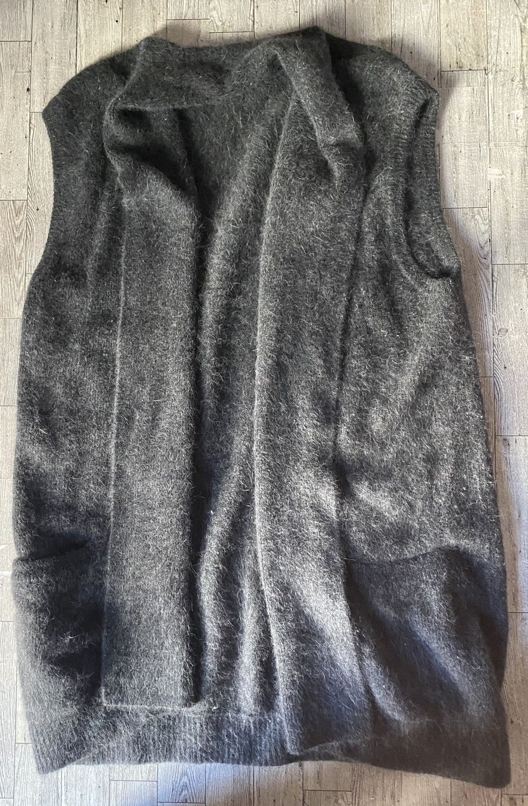 Vintage Rafella, Vintage, Charcoal, Mohair, Sleeveless Vest/Cardigan Size M / US 6-8 / IT 42-44 - 3 Thumbnail