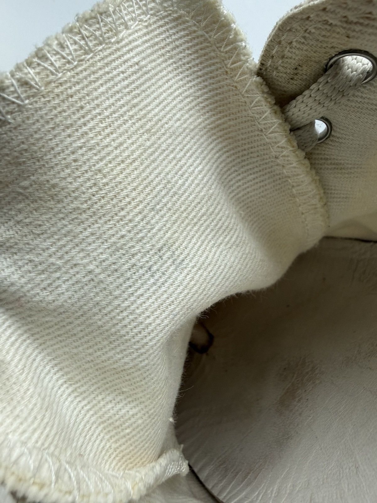 Maison Margiela Maison Margiela Tabi Canvas Paint Splatter White Size US 9 / EU 42 - 10 Thumbnail