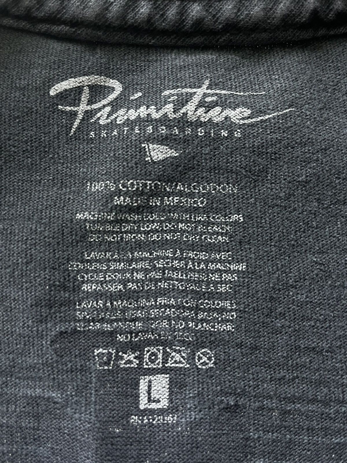 Primitive Vintage 00’s Primitive Skateboard T-Shirt Faded RARE Size US L / EU 52-54 / 3 - 7 Thumbnail