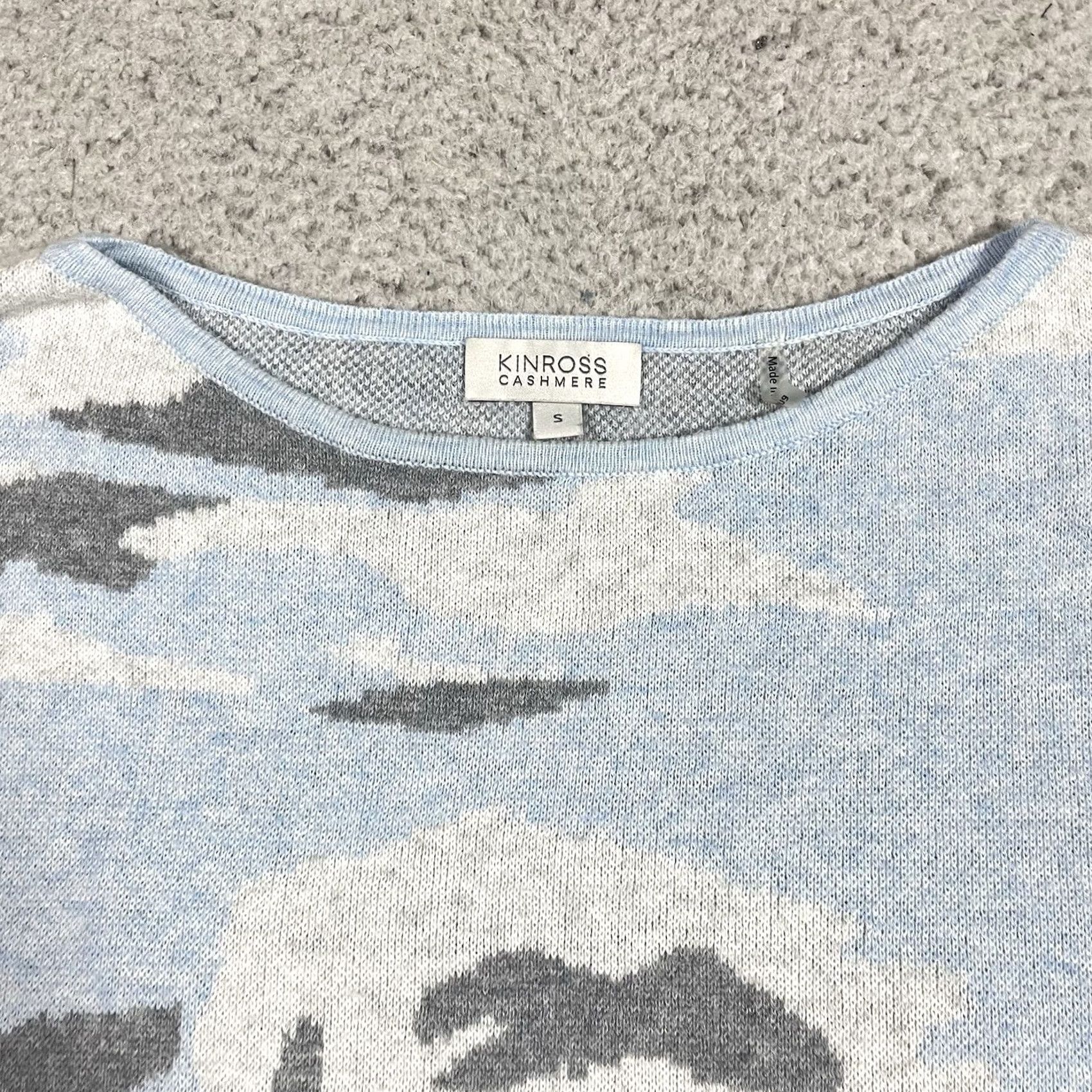 Vintage Kinross Cashmere Sweater Womens S Blue Camo Print Pullover Preppy Pullover Knit Geometric Blue Womens S Kinross Sweater Size S / US 4 / IT 40 - 5 Thumbnail