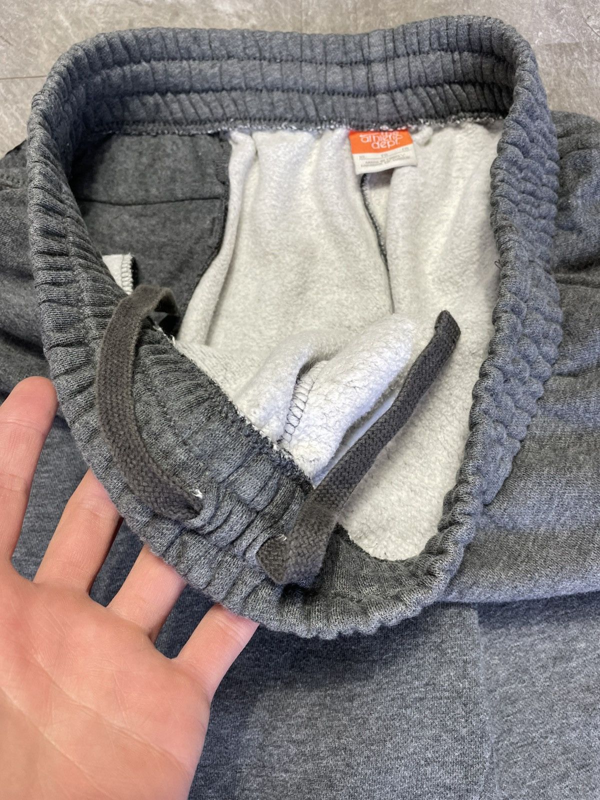 Nike Nike Vintage Baggy Gray Sweatpants Joggers Pants Size XL Size US 36 / EU 52 - 6 Thumbnail