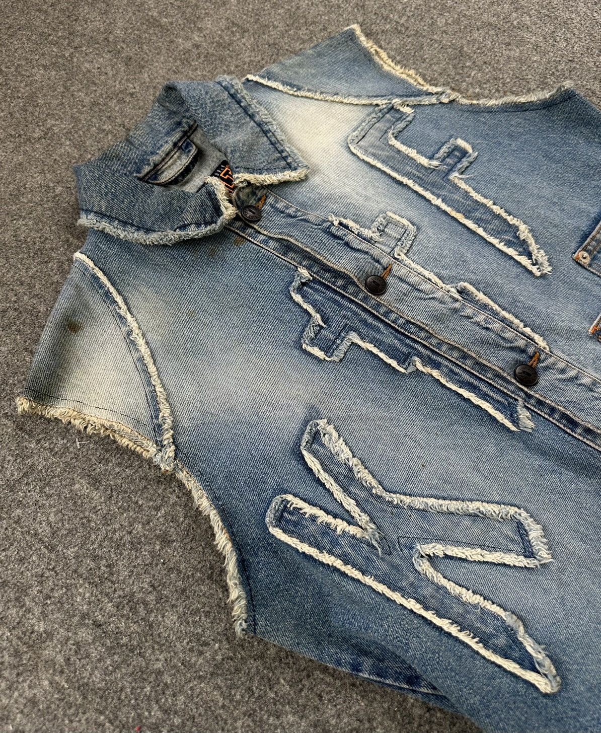 Walter Van Beirendonck Walter Van Beirendonck - W&LT 90’s Patchwork Denim KTF Vest Size US M / EU 48-50 / 2 - 6 Thumbnail