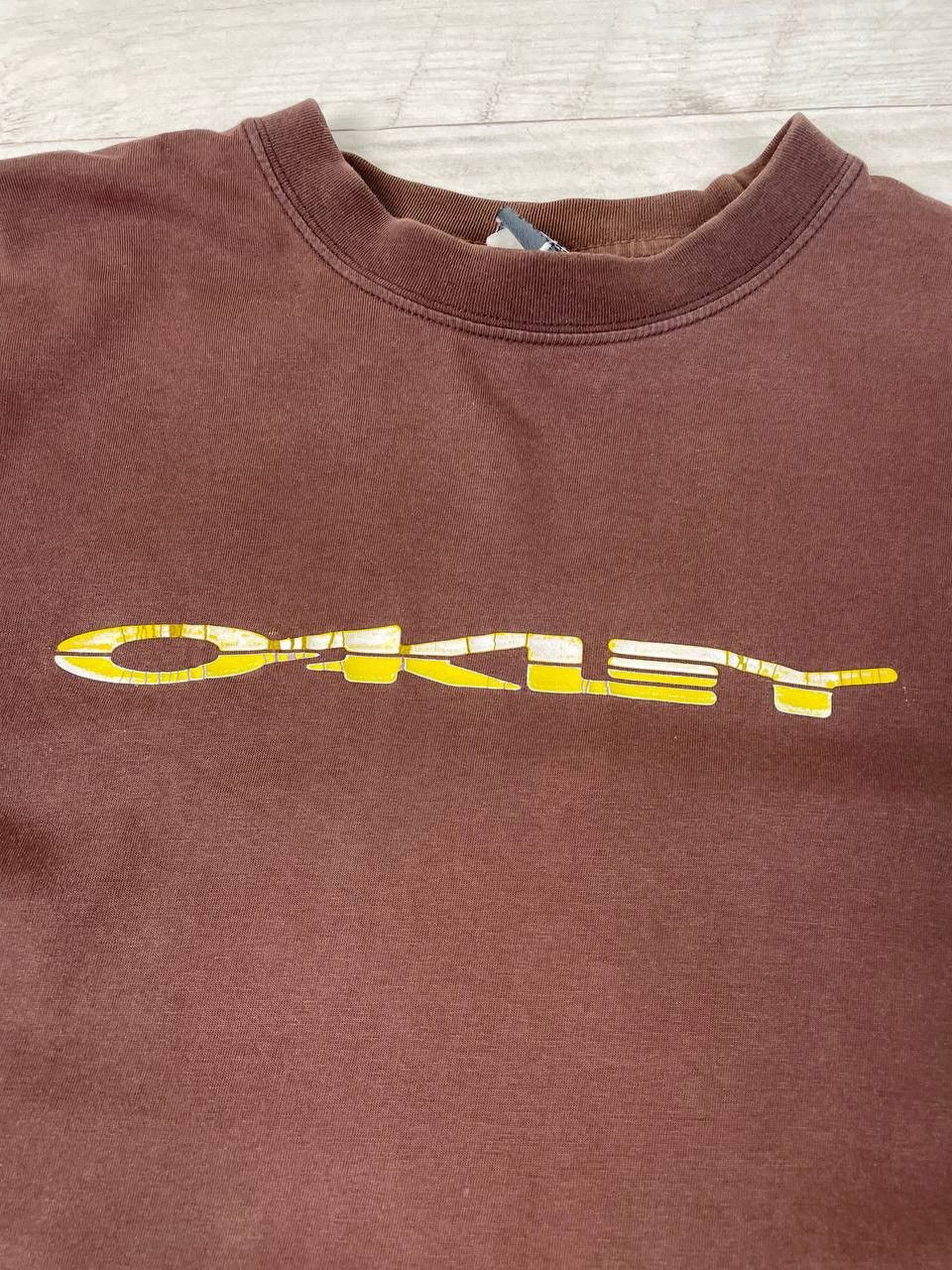 Oakley Vintage Oakley Big Logo Long Sleeve T Shirt 90s USA Size US L / EU 52-54 / 3 - 6 Thumbnail