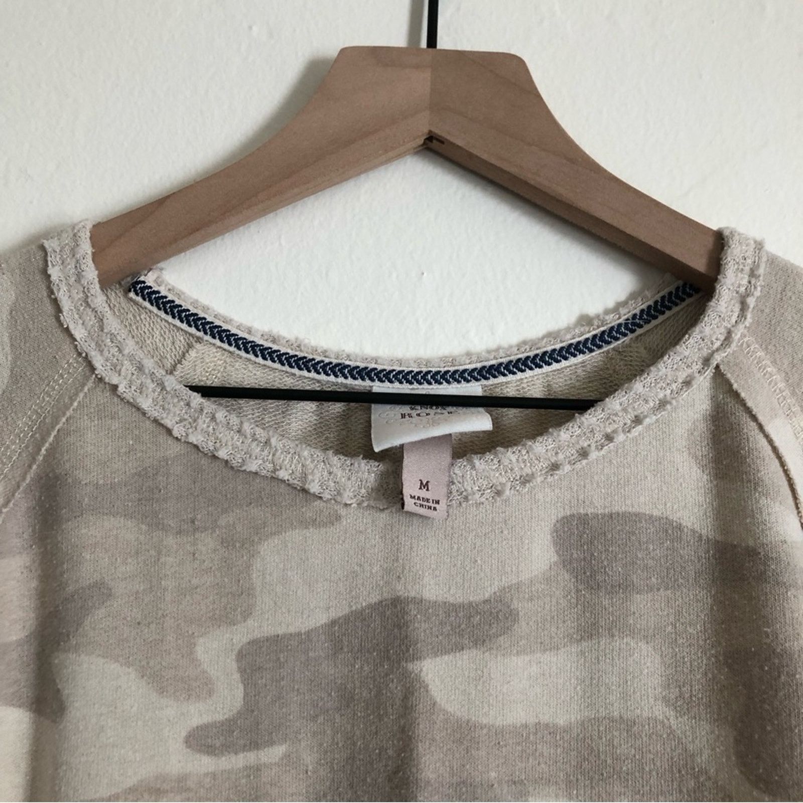 Other Knox Rose Beige Cream Camouflage Camo Sweatshirt Sweater Top Size M / US 6-8 / IT 42-44 - 6 Thumbnail
