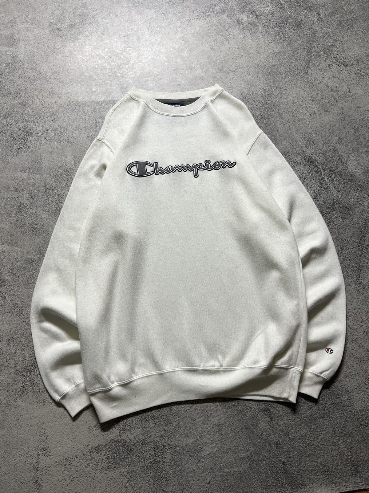 Champion × Vintage Vintage Y2k Champion 🤍 Spell Out Big Logo Sweatshirt 90’s Size US M / EU 48-50 / 2 - 4 Thumbnail