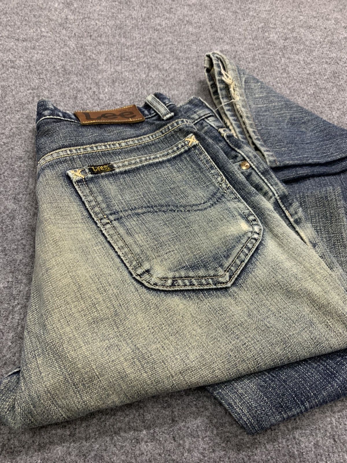 Lee VINTAGE LEE RIDER MUD WASHED. Size US 29 - 12 Thumbnail