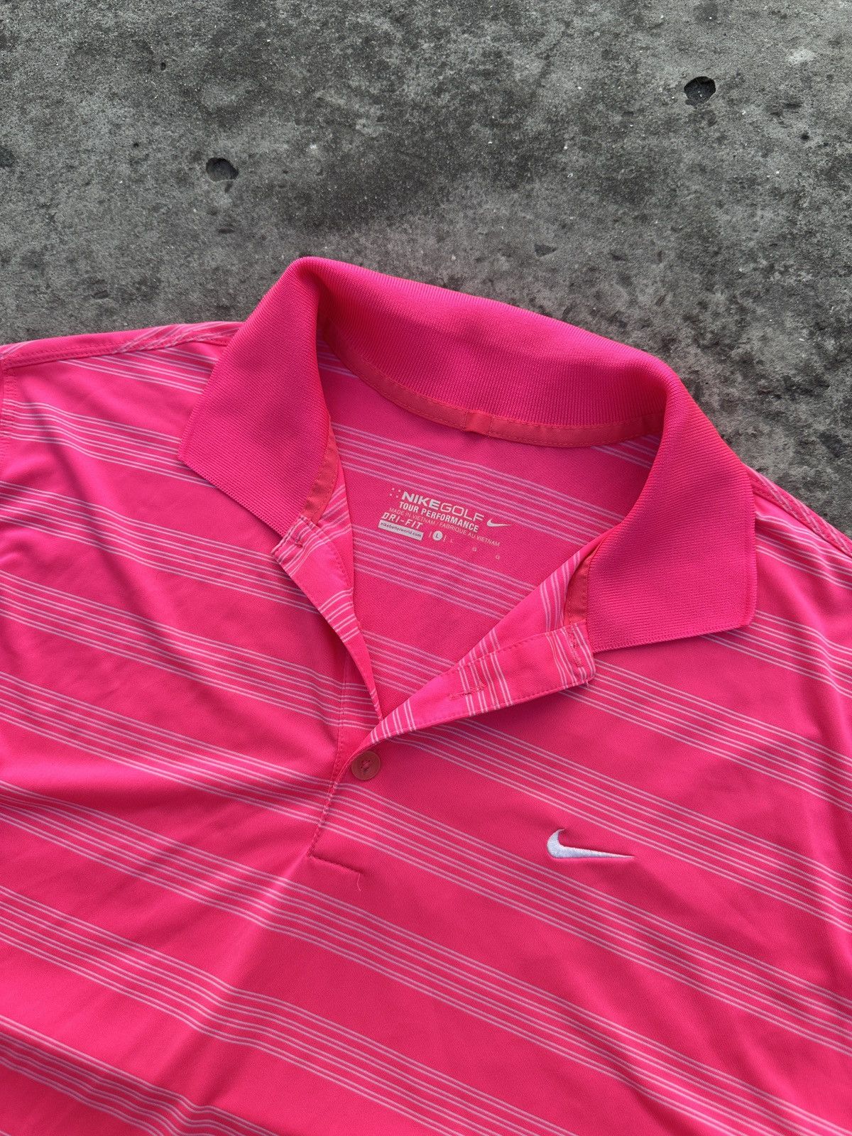 Nike Vintage Nike T-shirt Oversized Golf Rare Sportwear Usa L Size US L / EU 52-54 / 3 - 2 Thumbnail