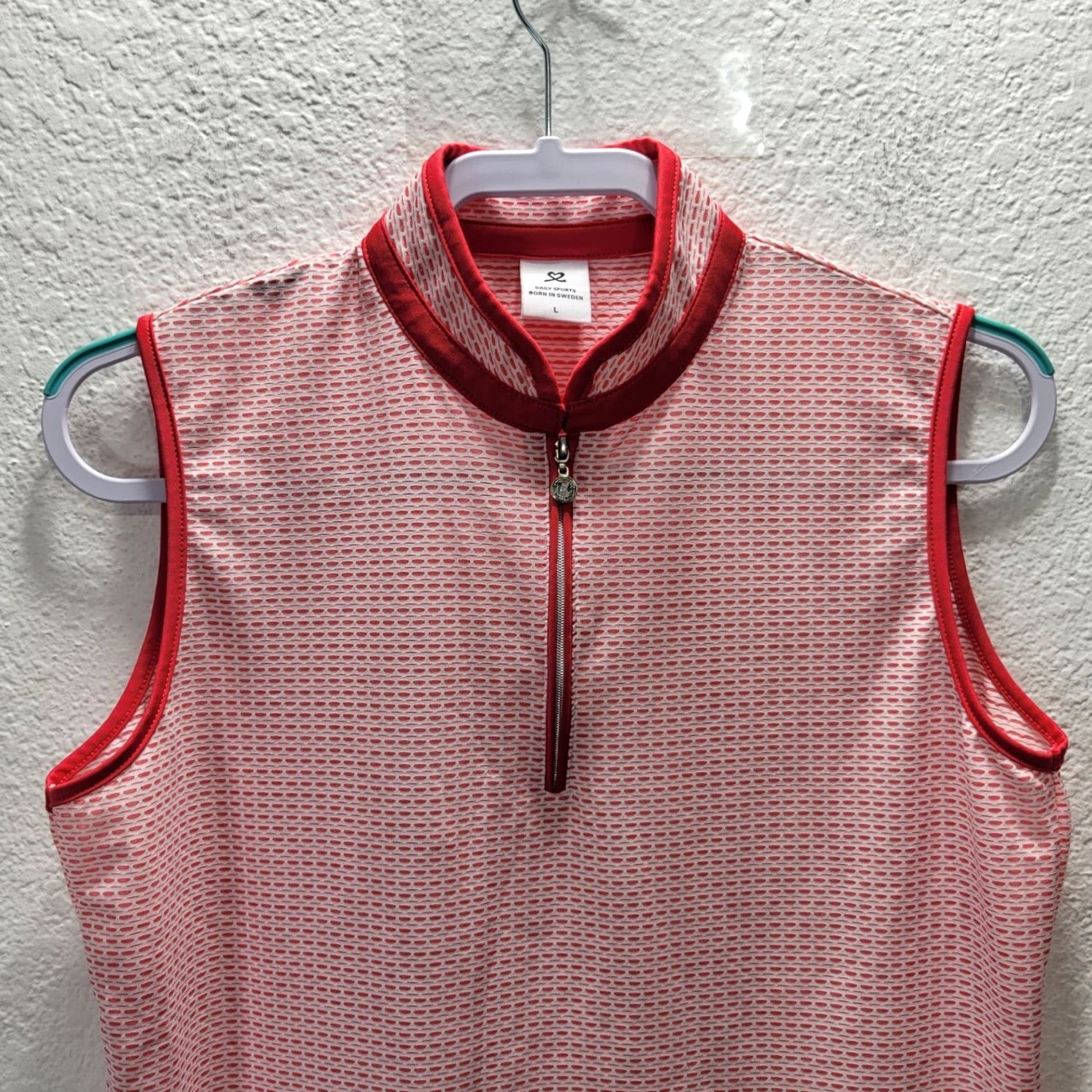 Vintage Daily Sports Womens Tank 1/4 Zip Red Figure Polyester Blend Sz L Athletic Activewear Shirt Size L / US 10 / IT 46 - 4 Thumbnail