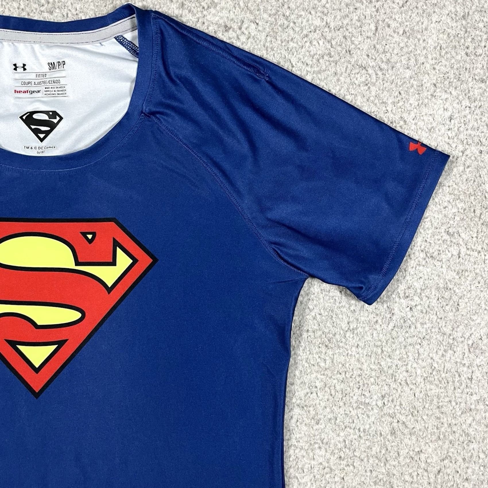 Under Armour Under Armour Shirt Womens S Fitted HeatGear Superman Dc Comics Workout Gym Top Size S / US 4 / IT 40 - 3 Thumbnail