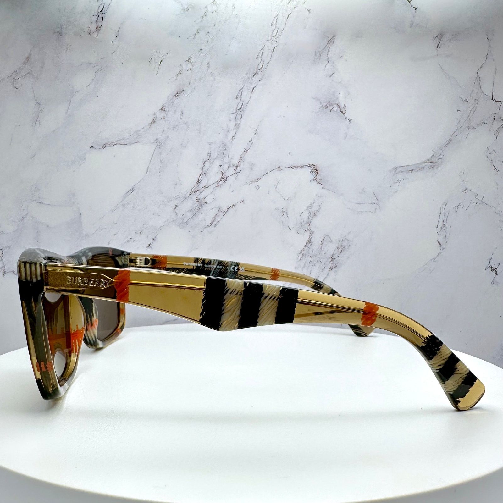 Burberry New Burberry Sunglasses Brown Black Square Classic Check Size ONE SIZE - 6 Thumbnail