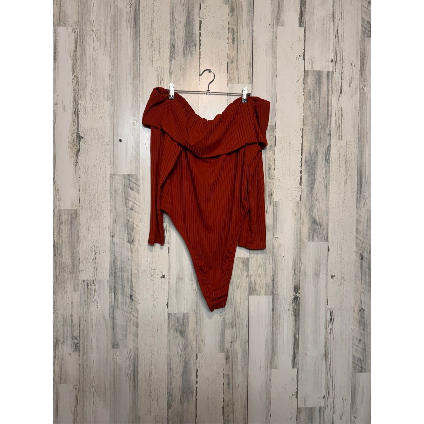 Boohoo Boohoo Ribbed Off Shoulder Long Sleeve Bodysuit Rust Orange Size XXL / US 16-18 / IT 52-54 - 1 Thumbnail