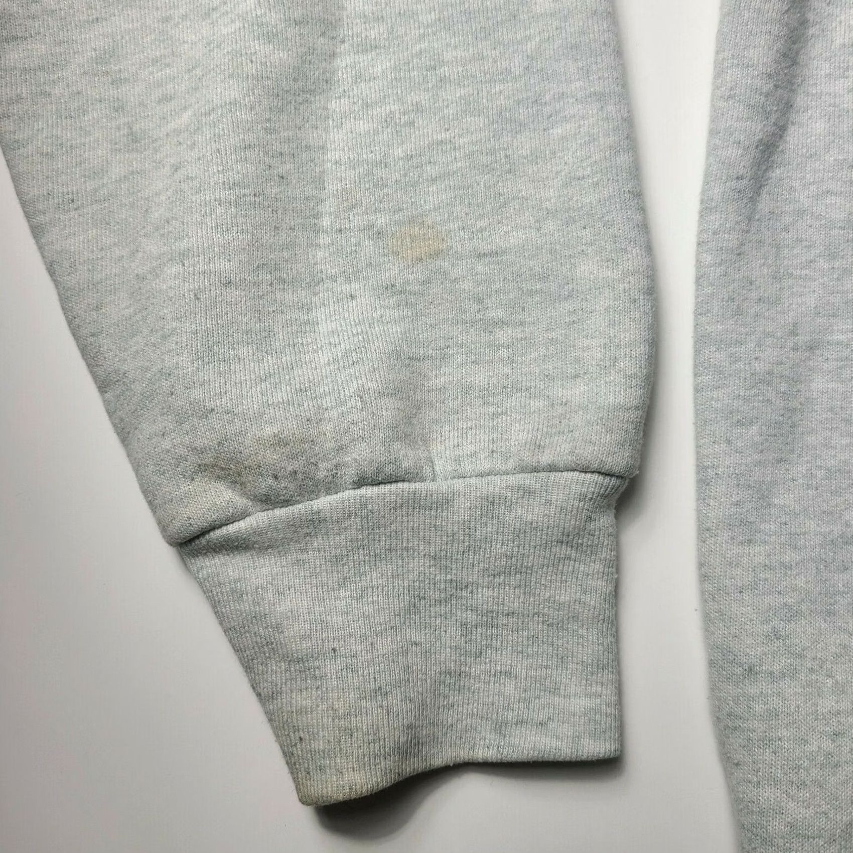 Fruit Of The Loom VINTAGE Fruit of the Loom 90s Teddy Bear Sweatshirt Men 2XL Gray Crew Neck Pullover Cotton Blend Graphic Print Sweatshirt Mens 90s Theme Size US XXL / EU 58 / 5 - 6 Thumbnail