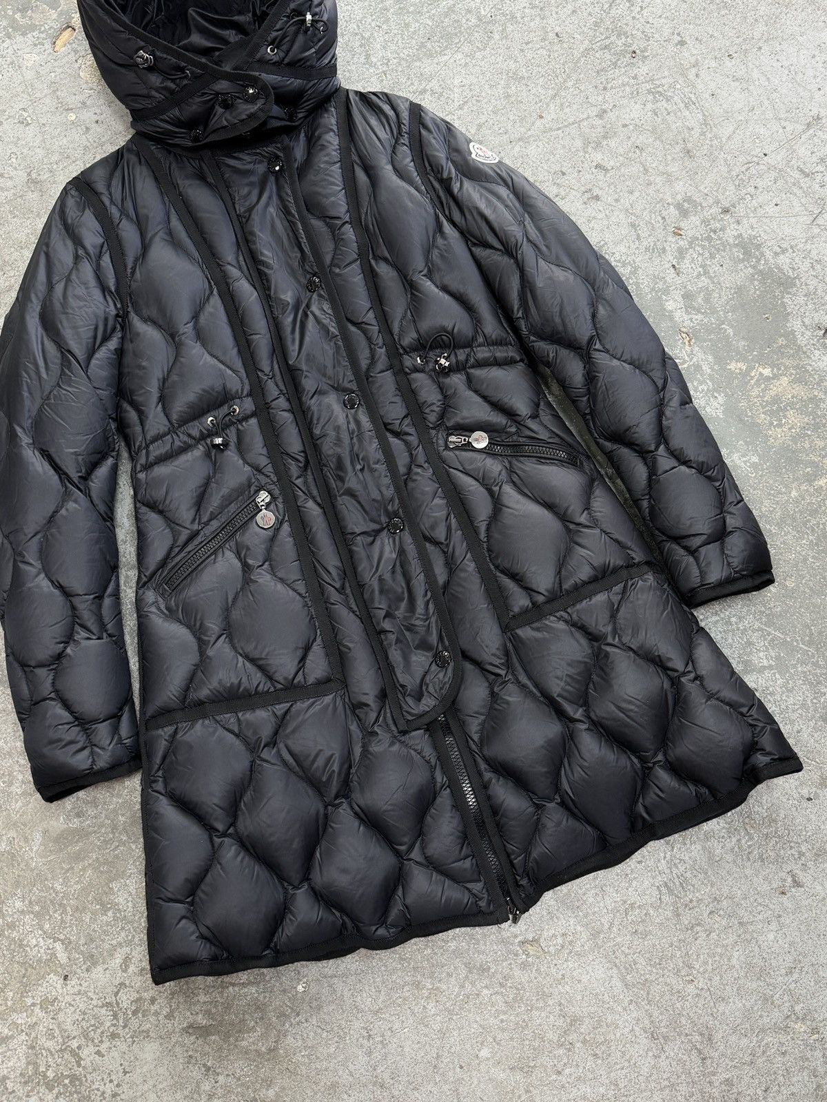 Moncler MONCLER HERMINE Down jacket Nylon Size M / US 6-8 / IT 42-44 - 4 Thumbnail