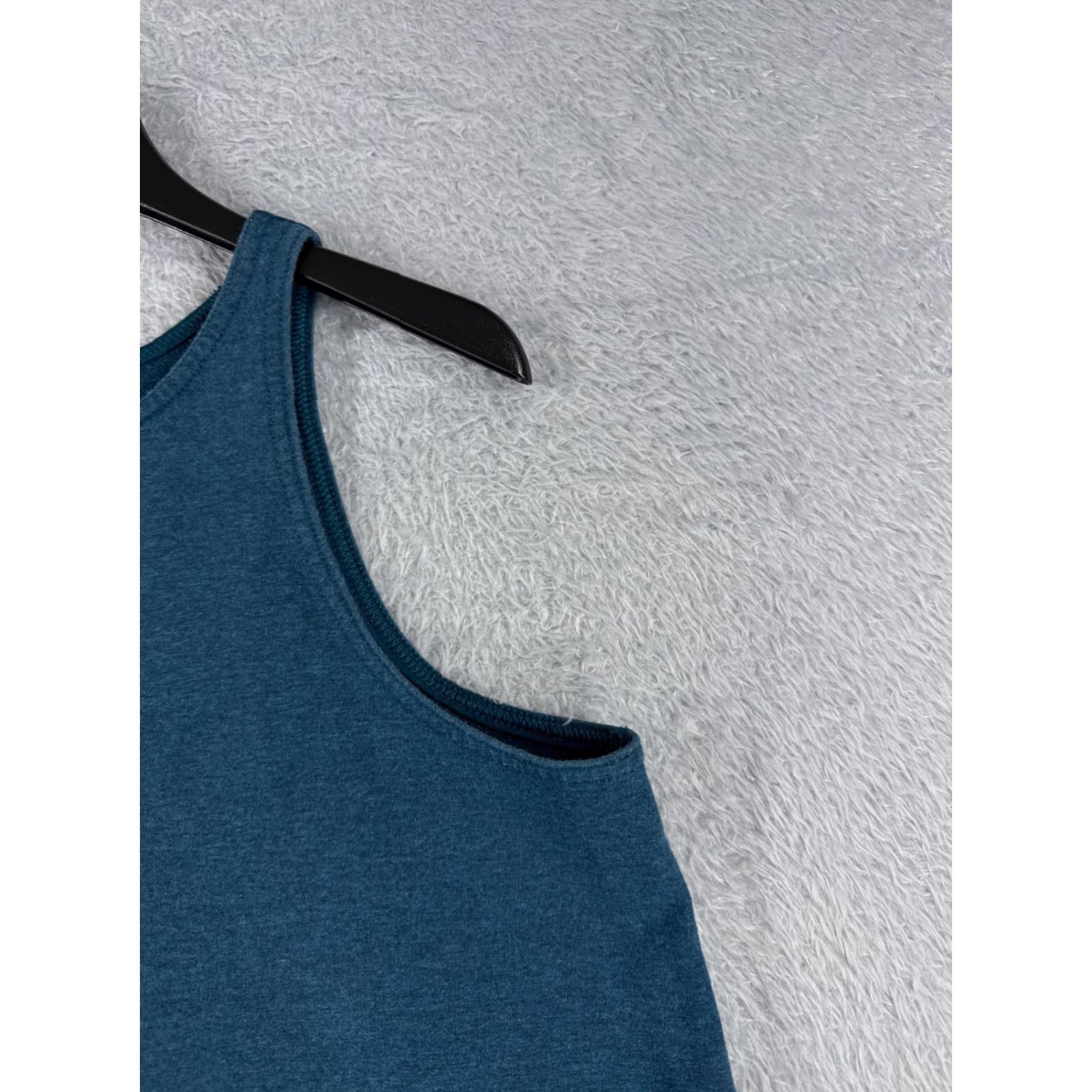 Lululemon Lululemon Shirt Women 6 Blue Tank Sleeveless Cotton Blend Gym Workout Casual Size M / US 6-8 / IT 42-44 - 2 Thumbnail