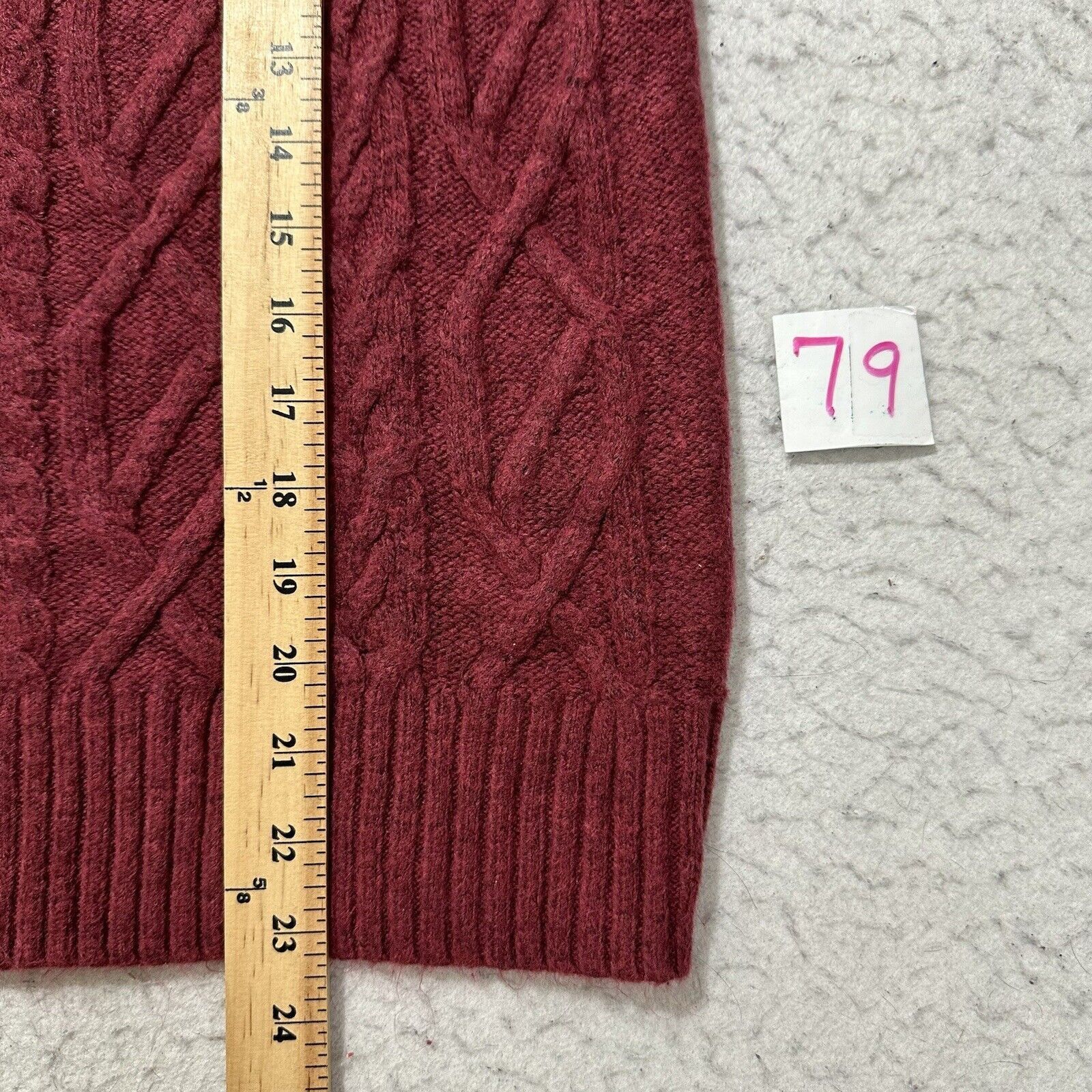 Croft & Barrow Croft & Barrow Medium Crewneck Burgundy Cable Knit Sweater Size M / US 6-8 / IT 42-44 - 9 Thumbnail